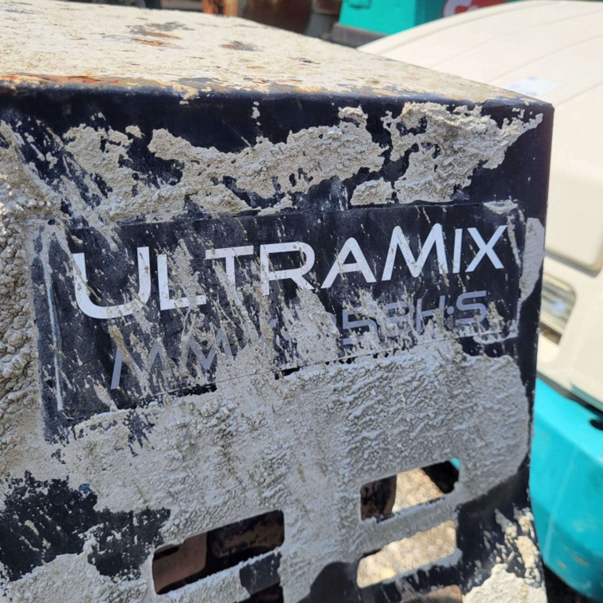 Ultramix cement mixer - Image 2 of 2