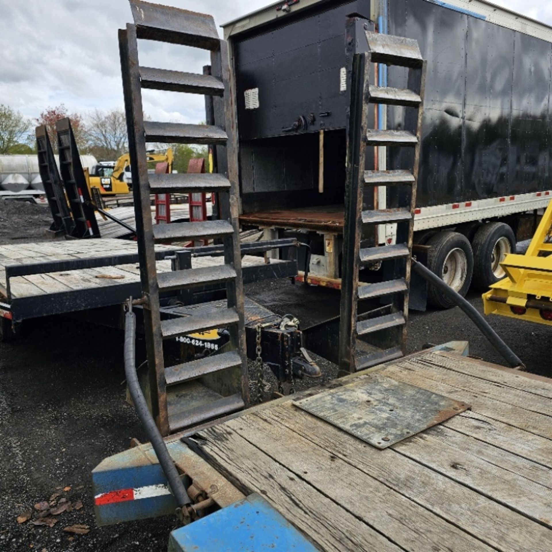 2003 Towmaster Equipment Trailer - Image 6 of 7