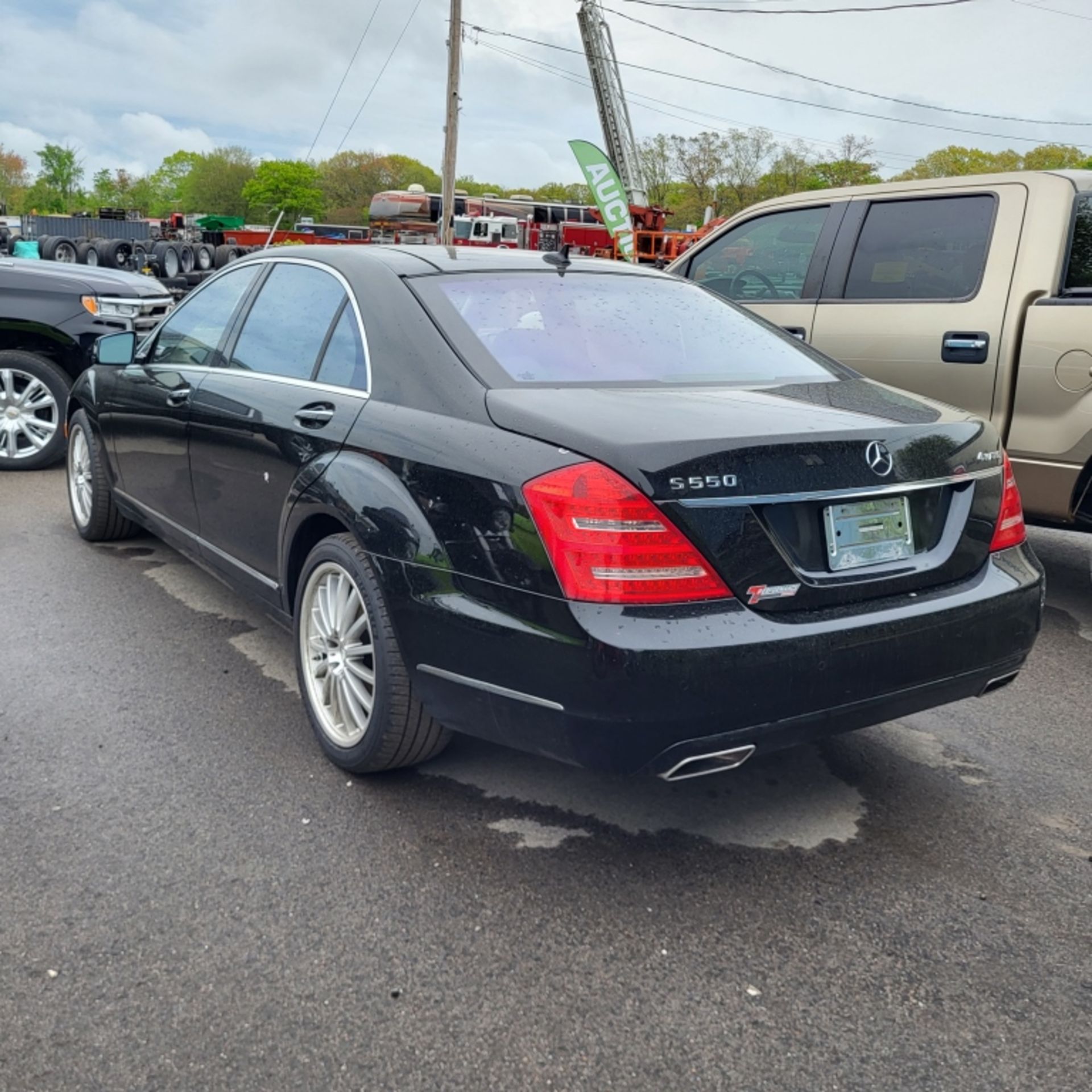 2013 Mercedes Benz S550-class Sedan - Image 10 of 28