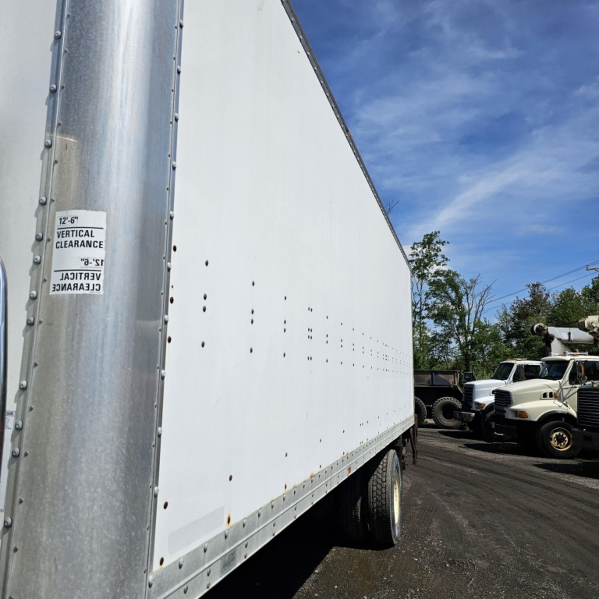 2014 Freightliner Box Truck - Image 6 of 10