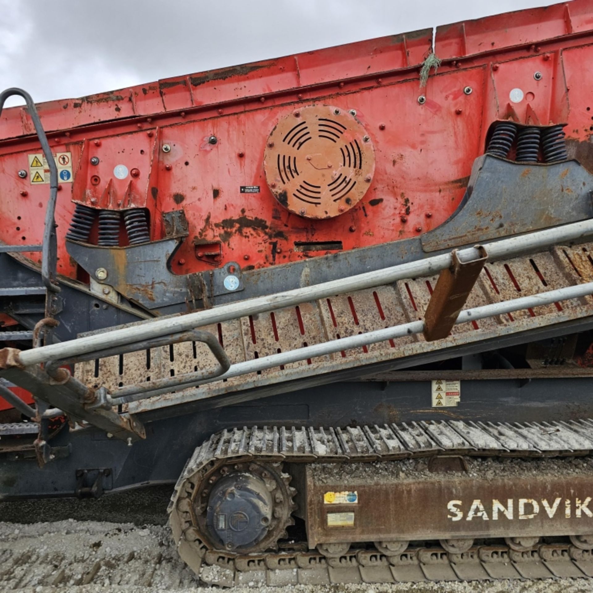 2015 Sandvik Qe341 Screener - Image 14 of 14