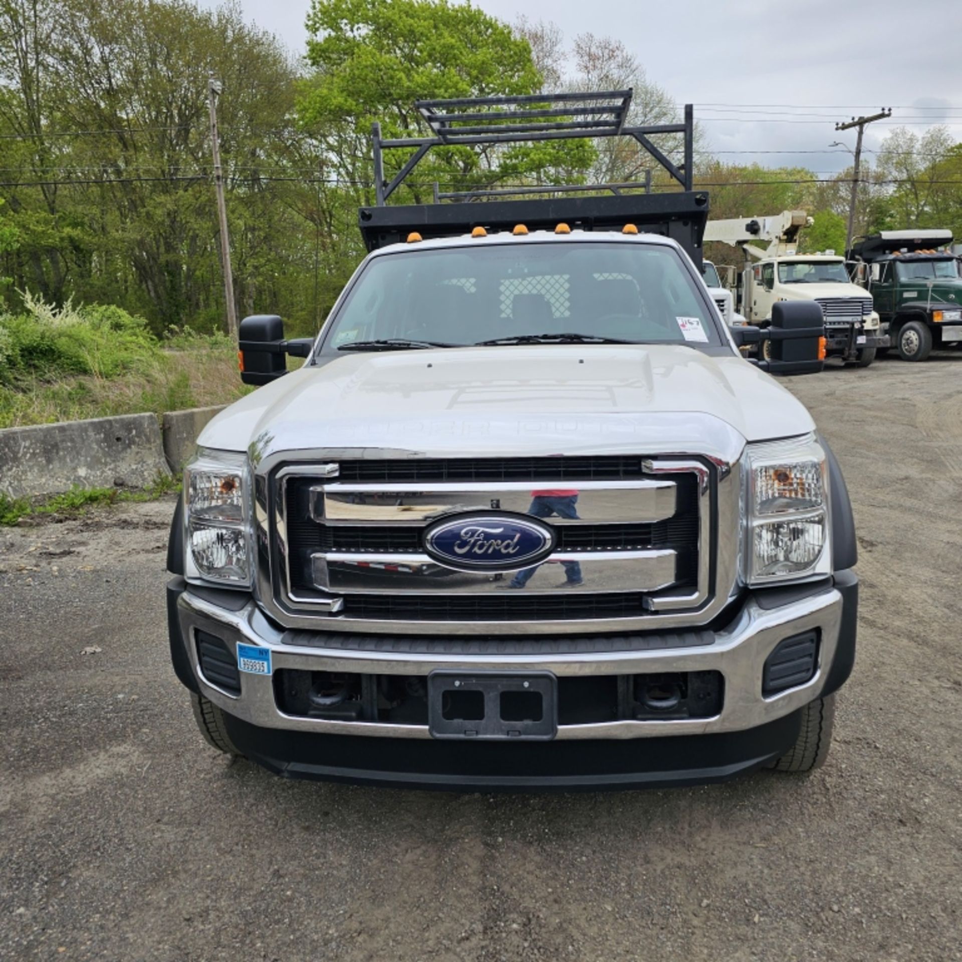 2014 Ford F550 Rack Body - Image 3 of 9