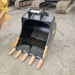 Trojan 36 inch bucket