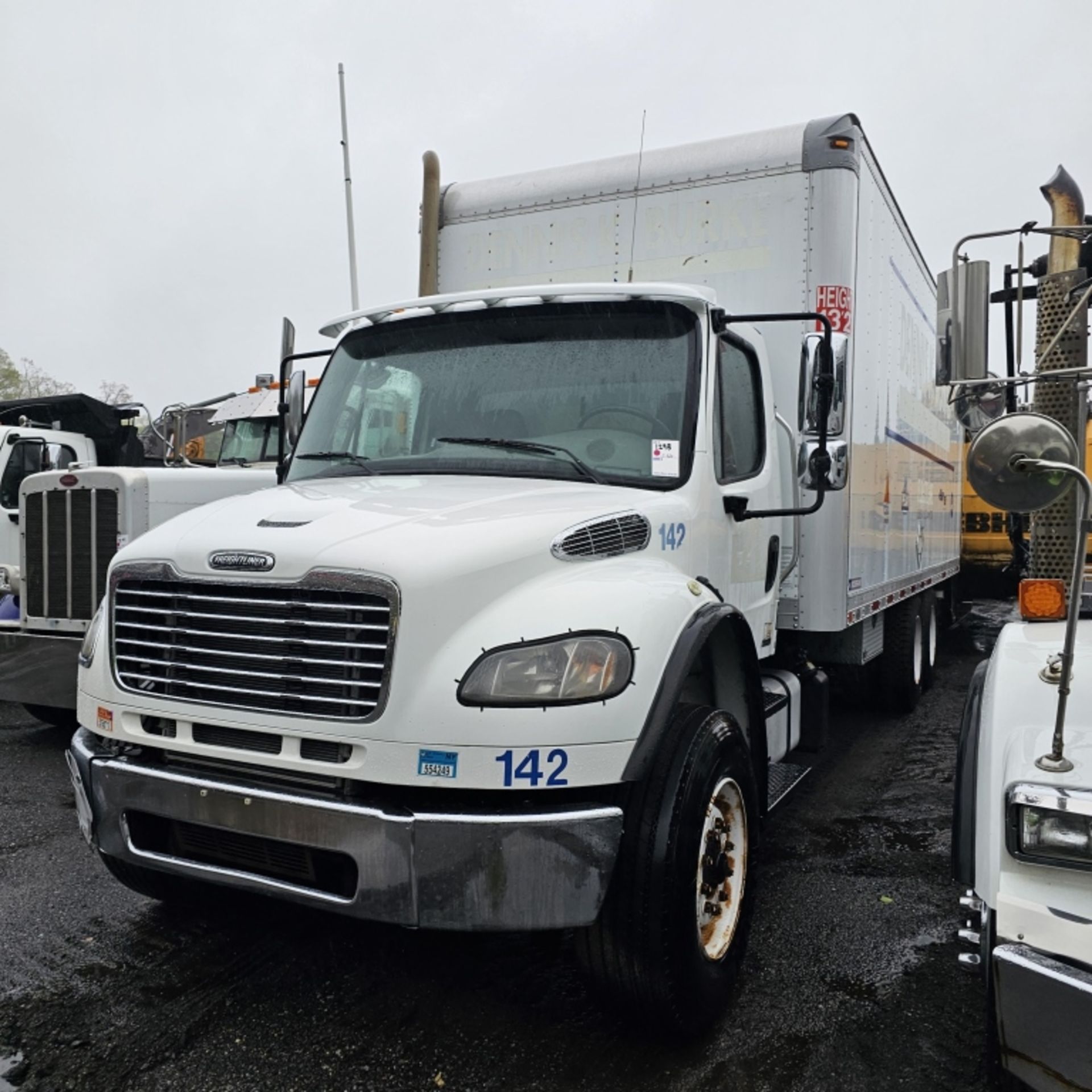 2011 Freightliner Box Truck - Image 2 of 11