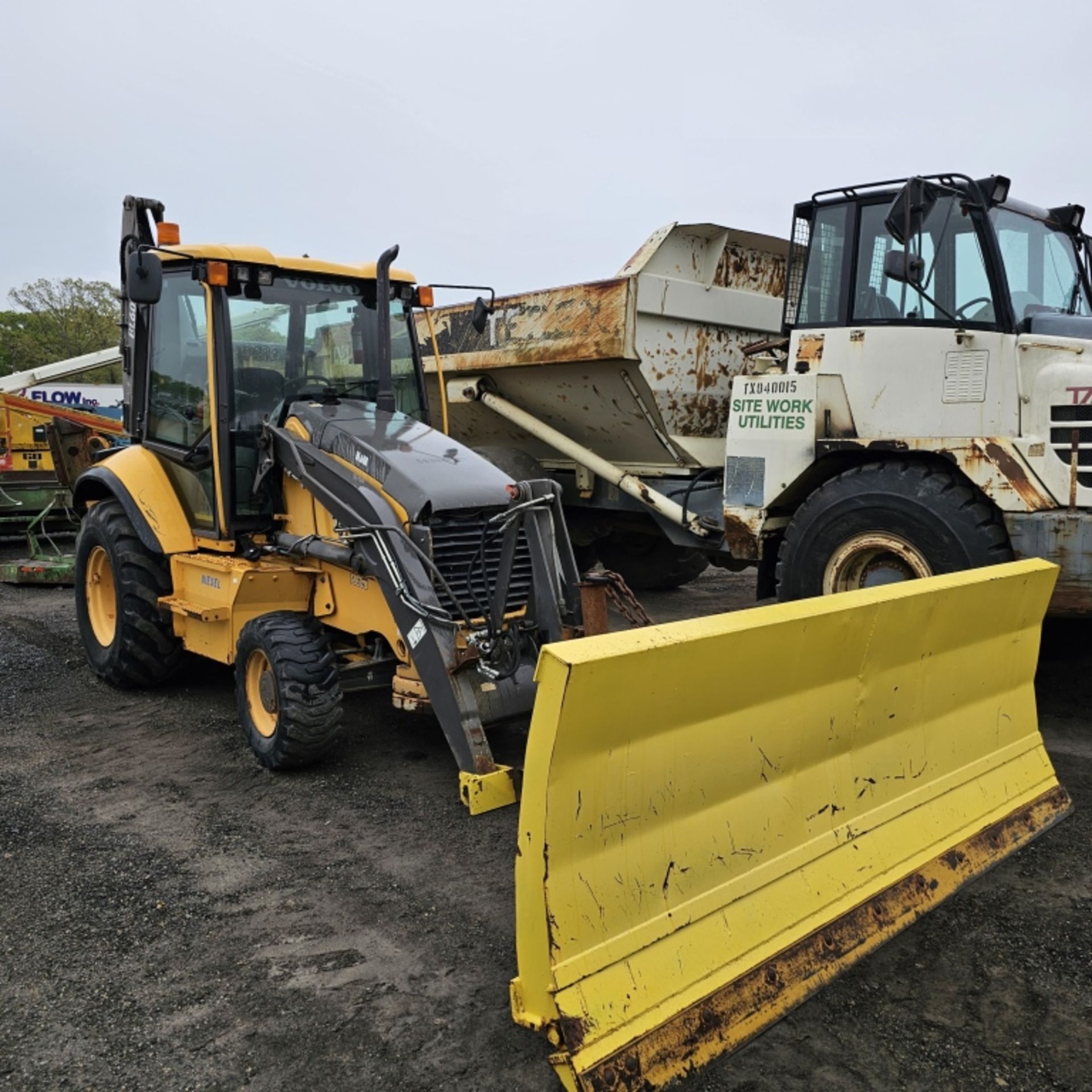 Volvo BL60B Backhoe with plow