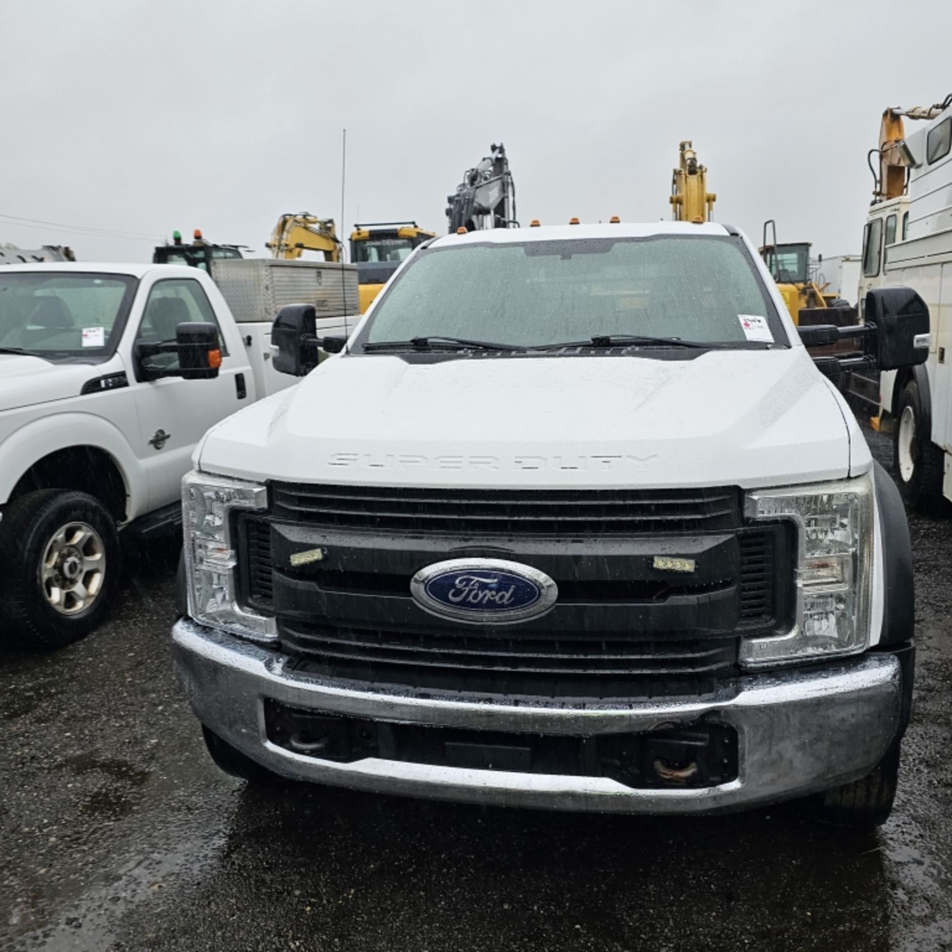 2017 Ford F350 Flatbed - Image 3 of 9