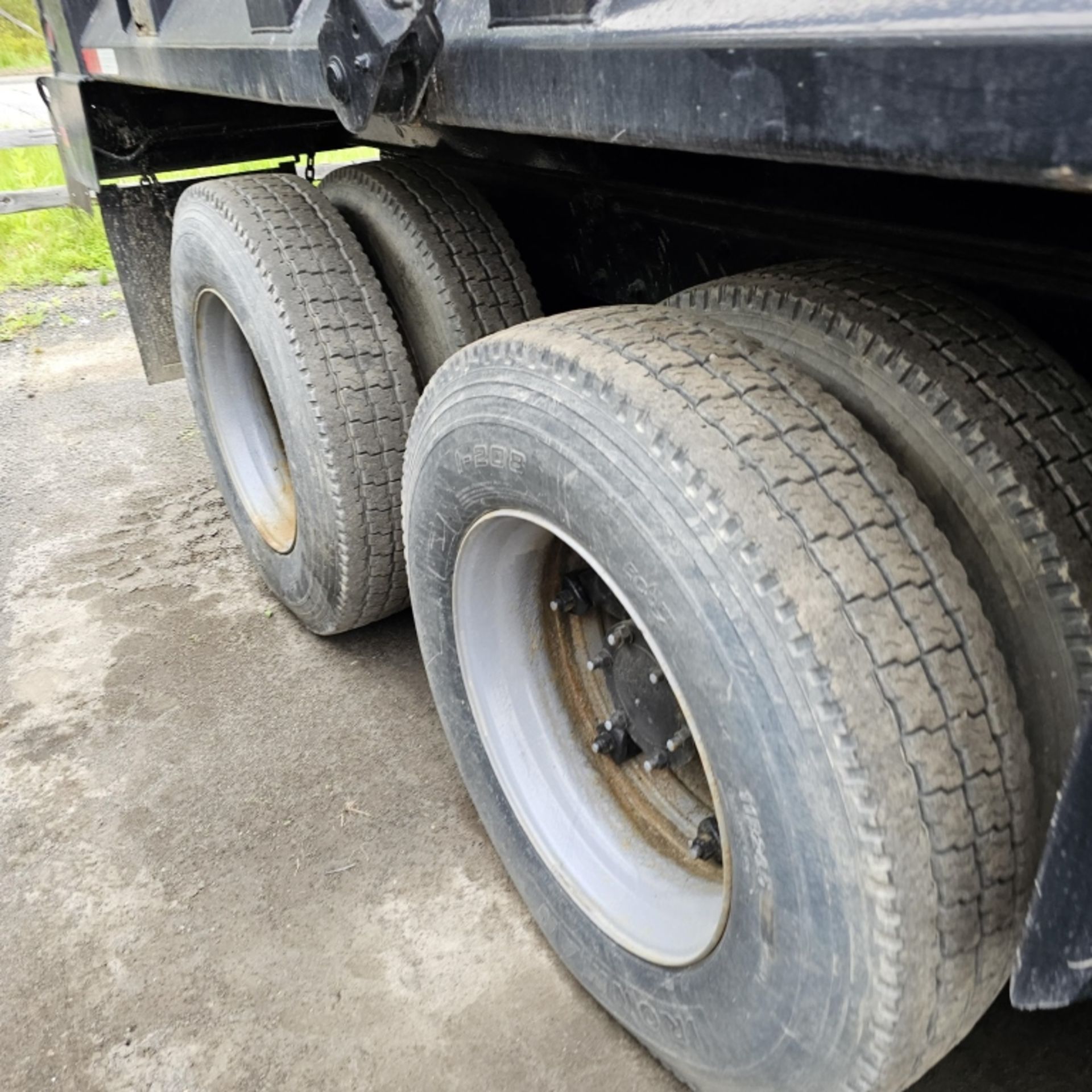 1994 Mack CL613 Dump Truck - Image 6 of 14