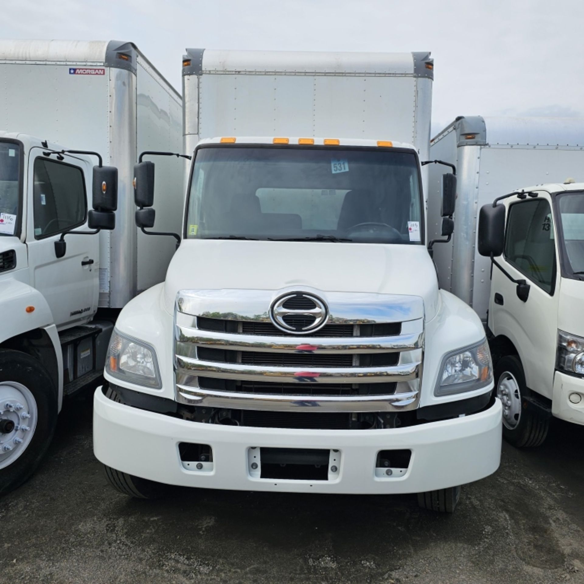 2019 Hino 268 Box Truck - Image 3 of 9
