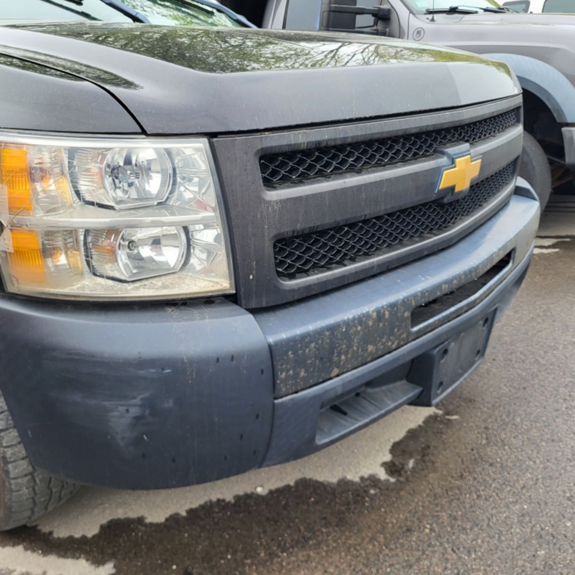 2013 Chevy Silverado Pickup - Image 5 of 17