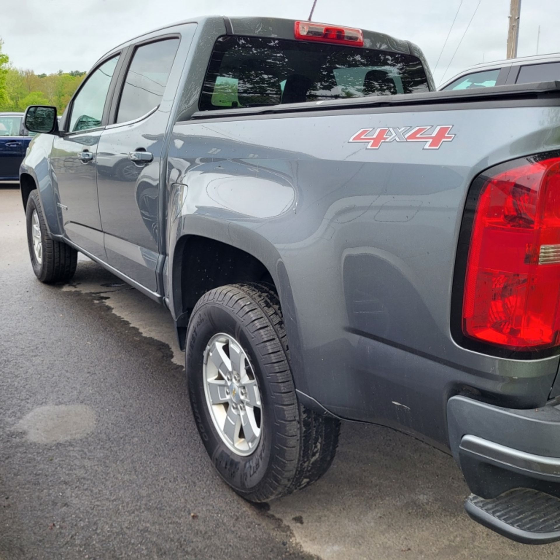 2018 Chevy Colorado Pickup - Image 9 of 22