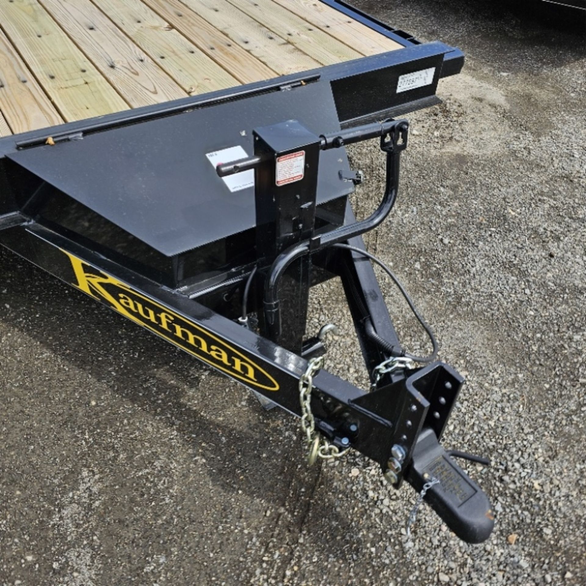 2024 Kaufman Tilt Deck Trailer - Image 5 of 11