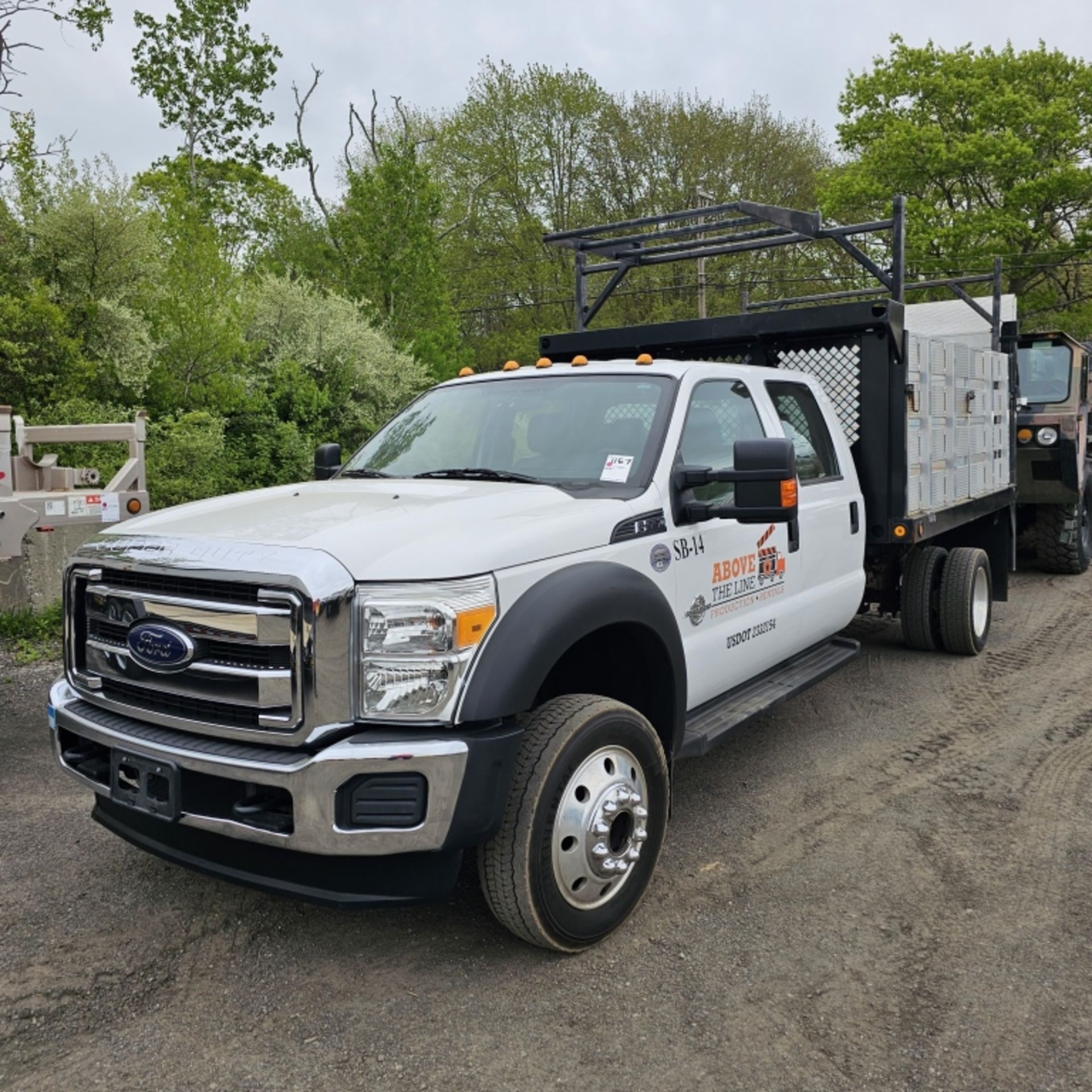 2014 Ford F550 Rack Body - Image 2 of 9