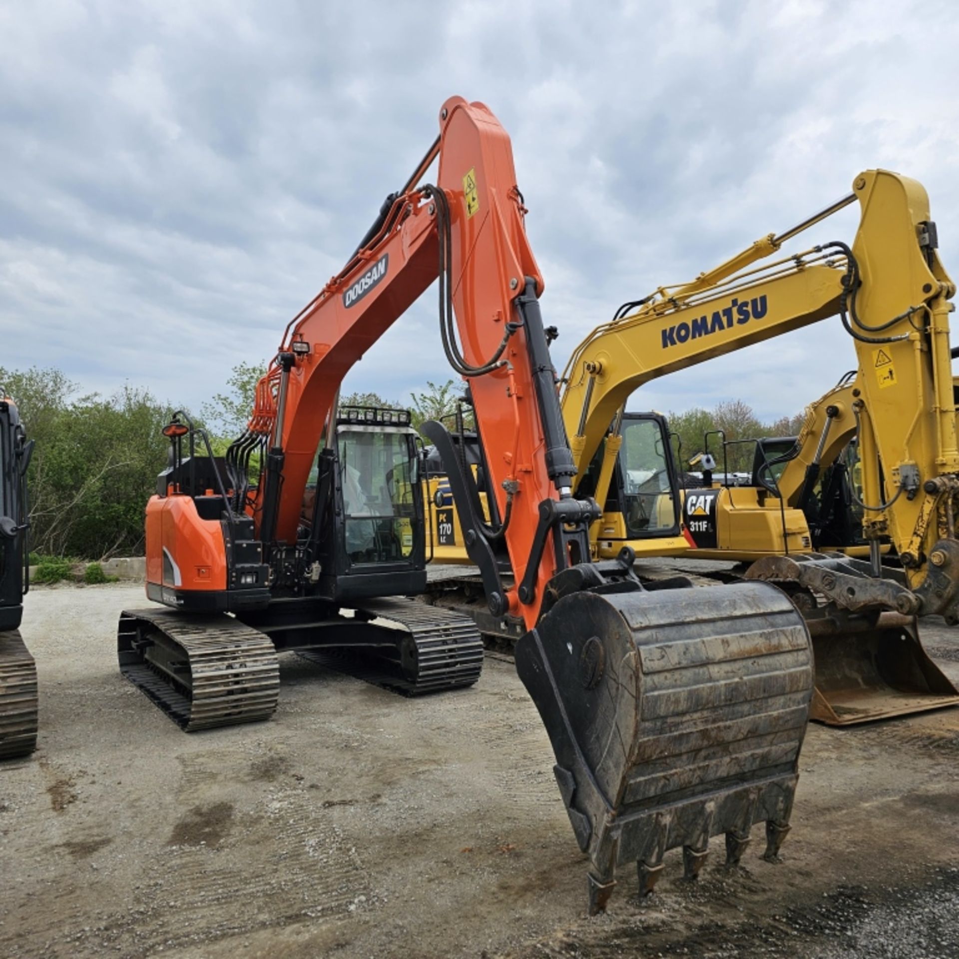 2021 Doosan Dx140lcr Excavator