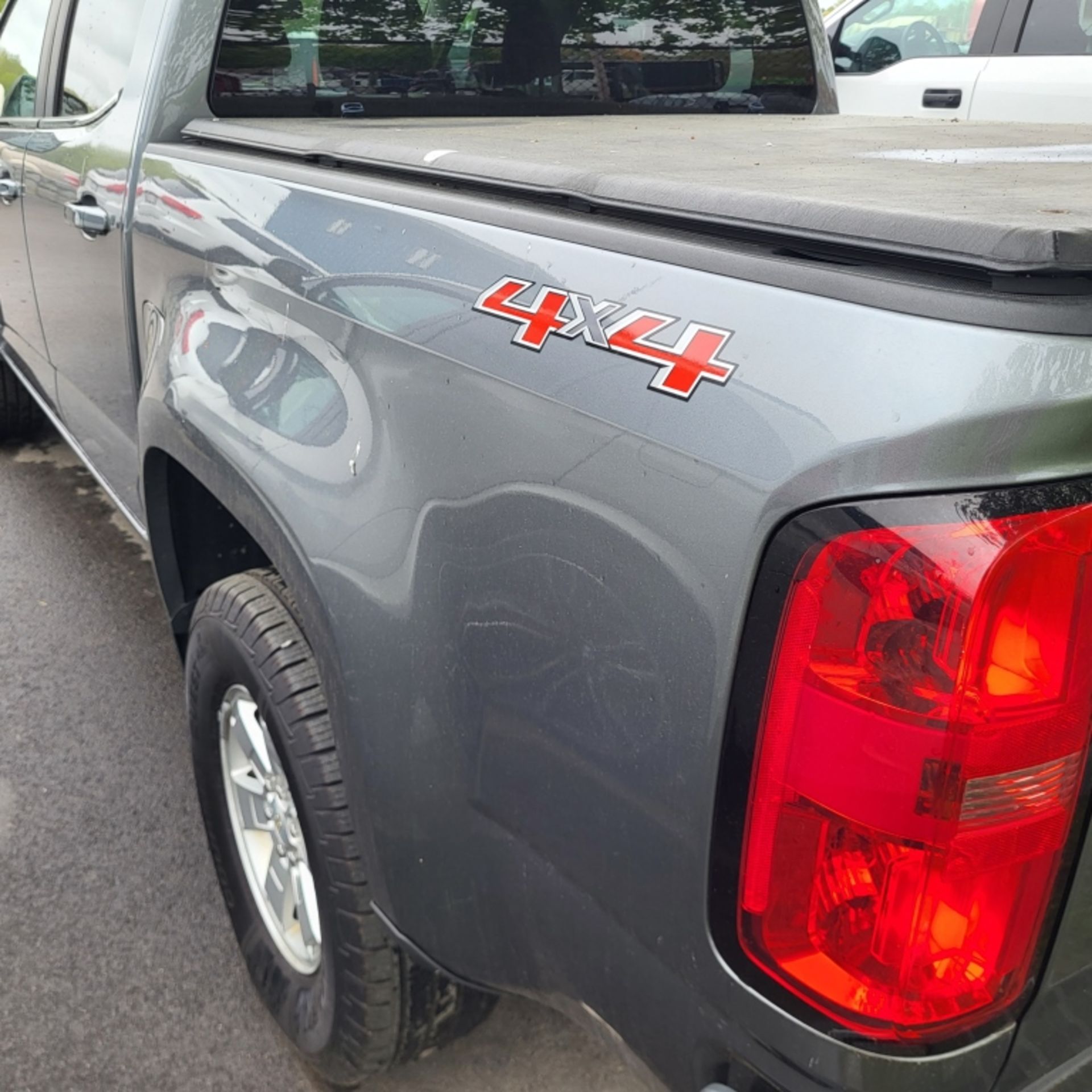 2018 Chevy Colorado Pickup - Image 11 of 22