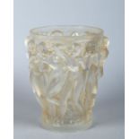 Vase "Bacchantes" von Lalique