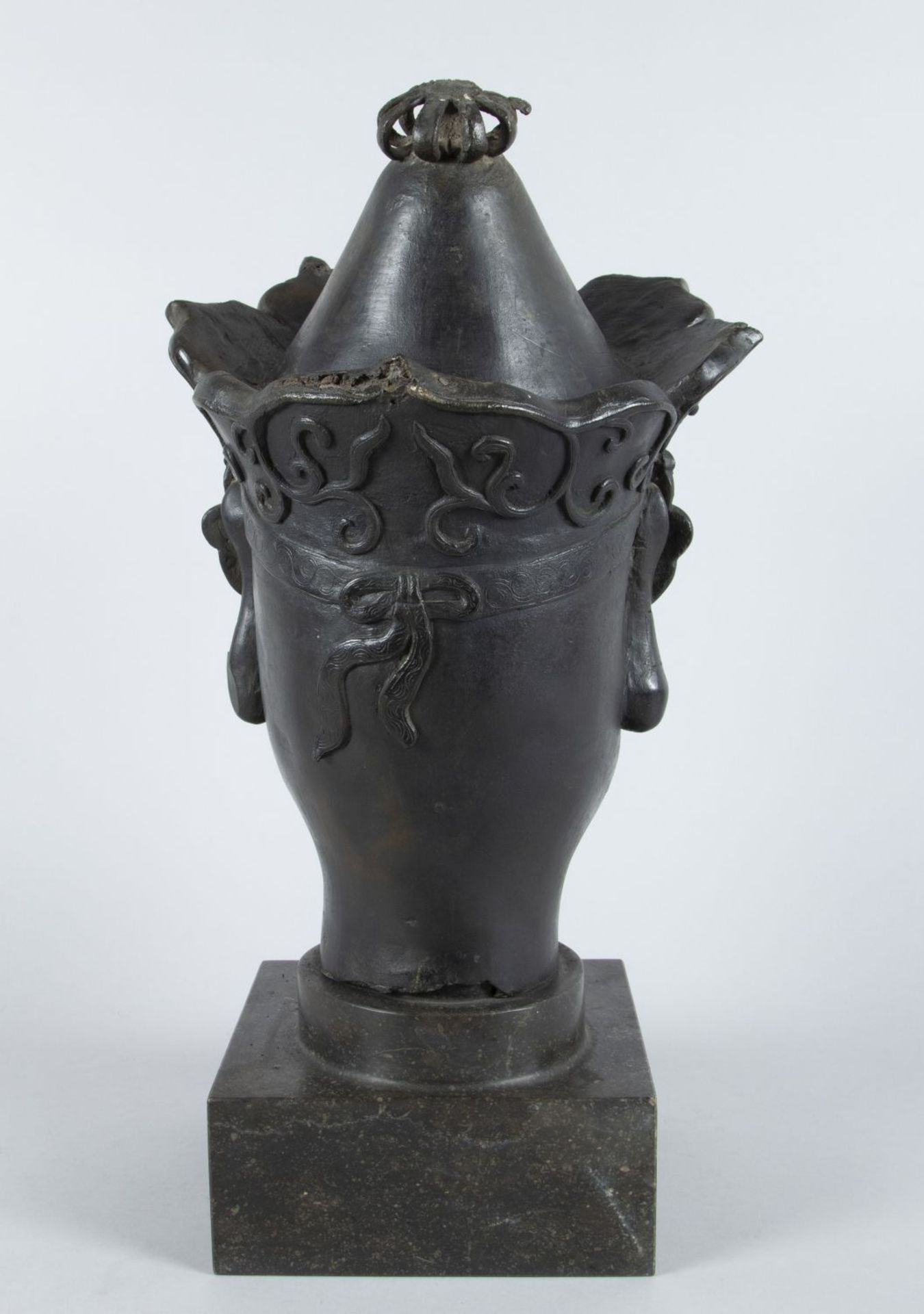 Kopf einer Wächterfigur Bronze, - Bild 4 aus 14
