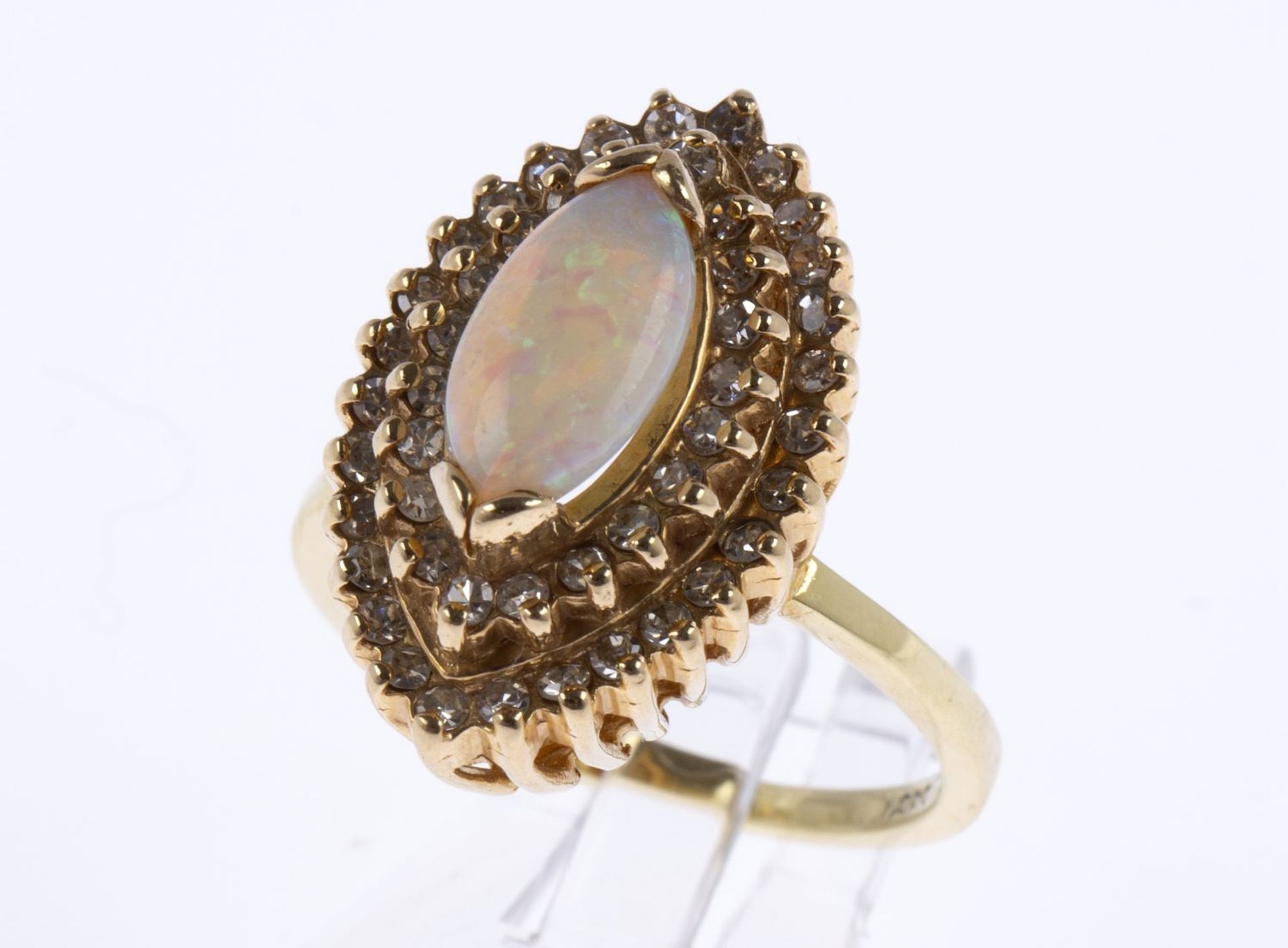 Opal-Ring Gelbgold 585. Ringkopf