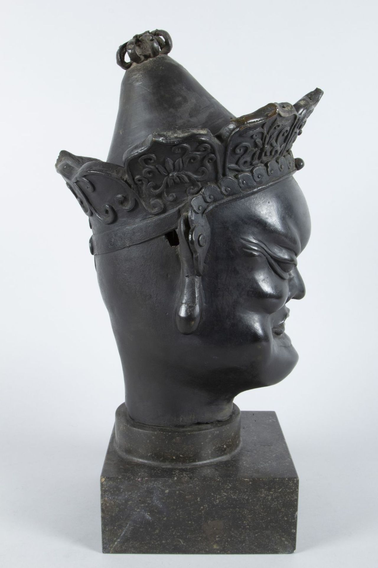 Kopf einer Wächterfigur Bronze, - Bild 7 aus 14