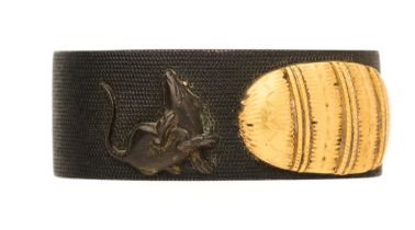 A JAPANESE FUCHI (COLLAR FOR THE SWORD HANDLE), CIRCA 1750-1850