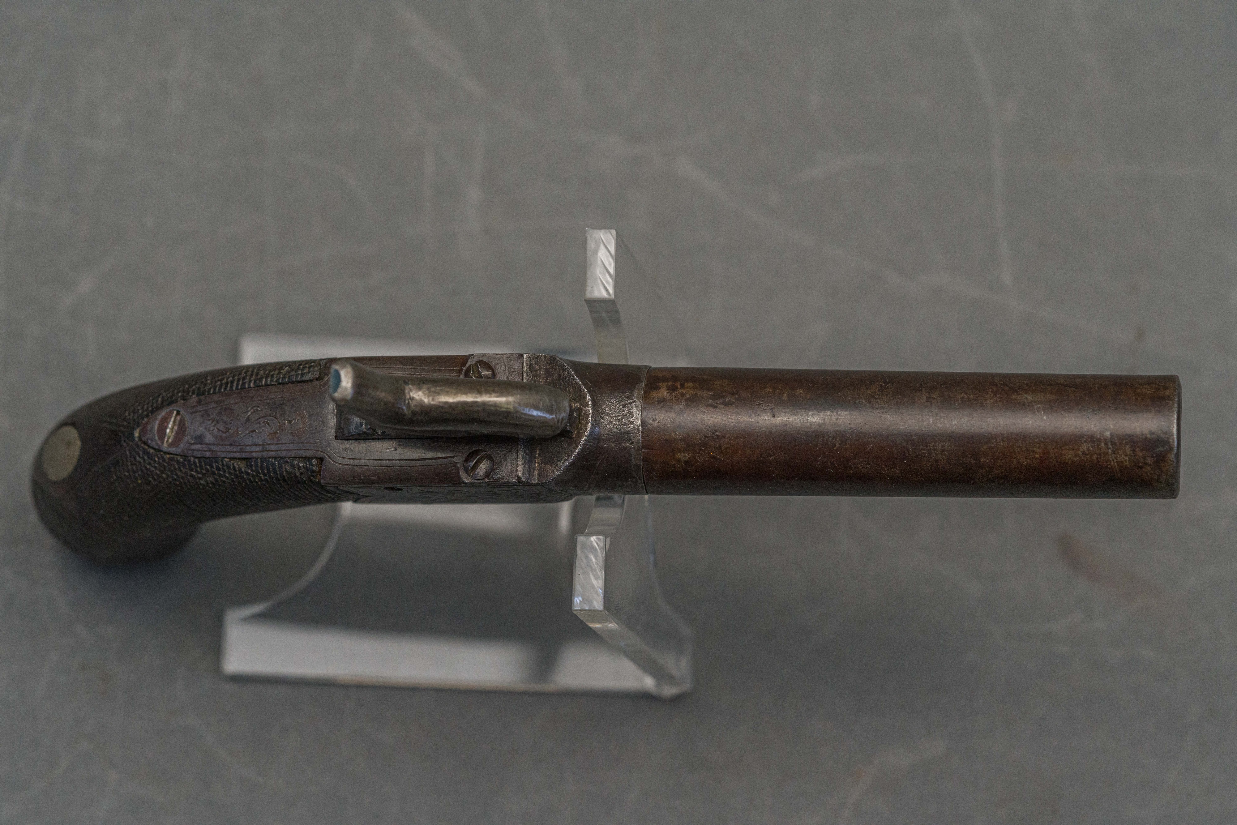 A 50 BORE PERCUSSION POCKET PISTOL, MID-19TH CENTURY - Bild 8 aus 10