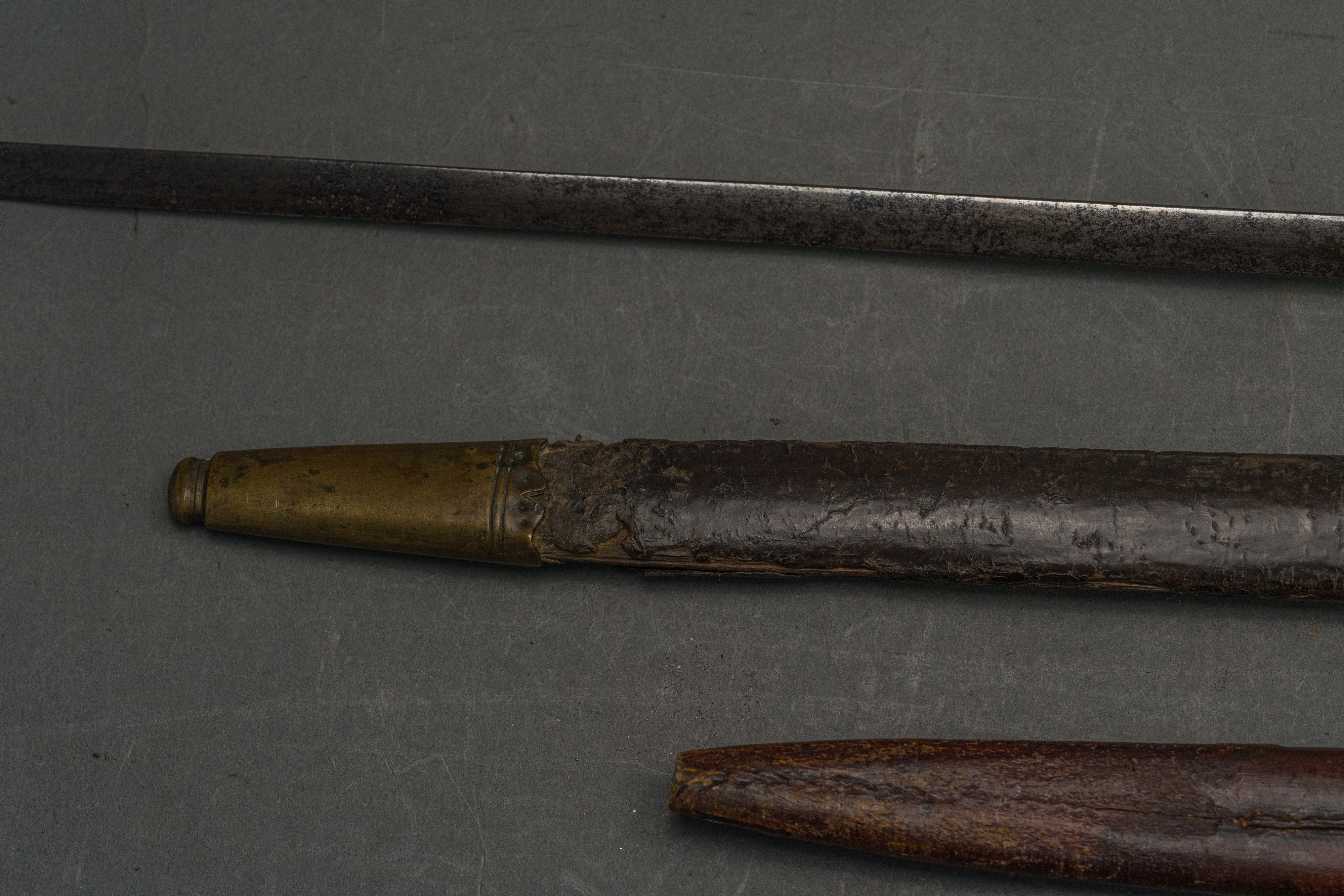 A NORTH EUROPEAN SMALL SWORD AND TWO SCABBARDS - Image 6 of 12