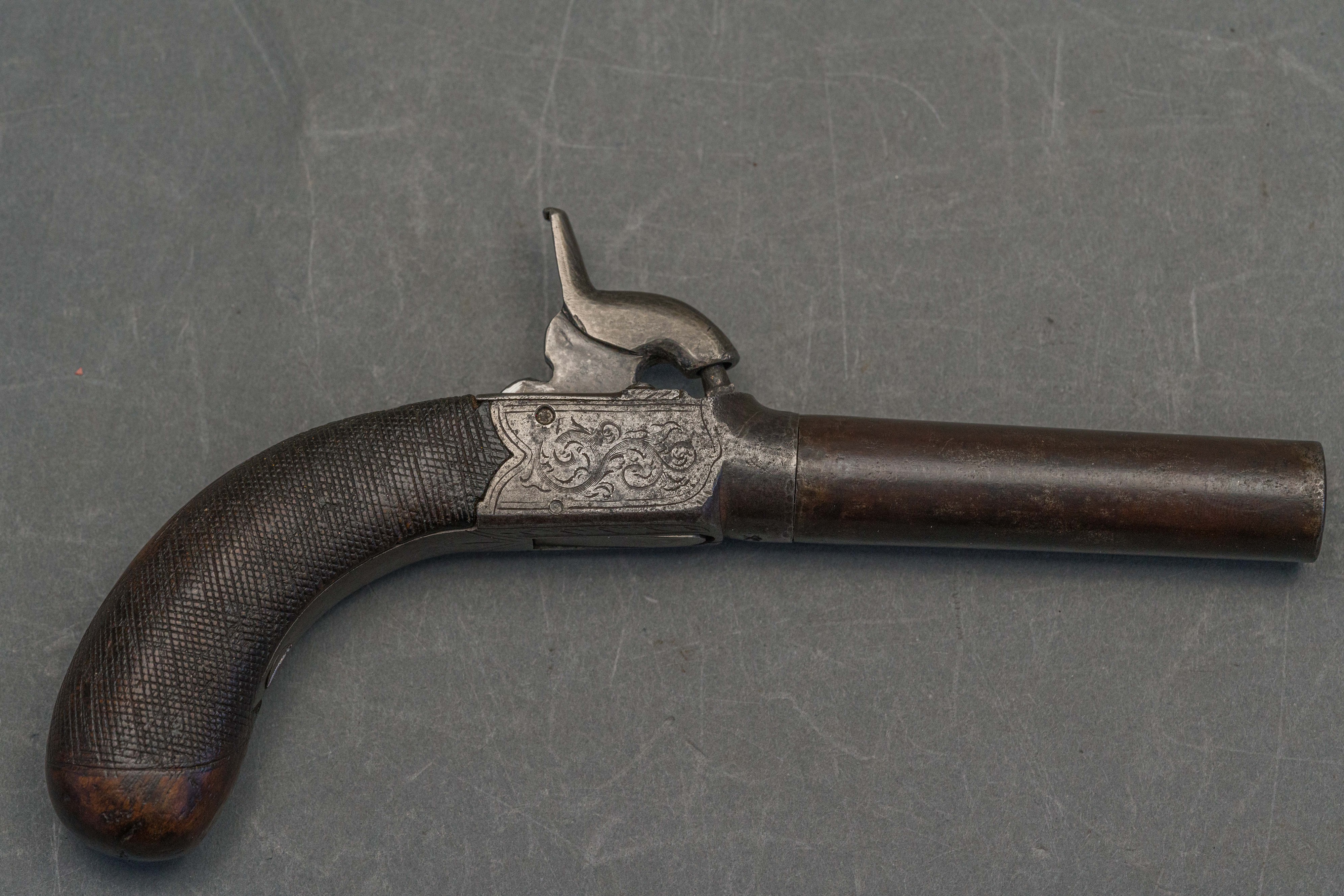 A 50 BORE PERCUSSION POCKET PISTOL, MID-19TH CENTURY - Bild 6 aus 10