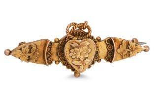 AN ANTIQUE GOLD BAR BROOCH, heart shaped floral form