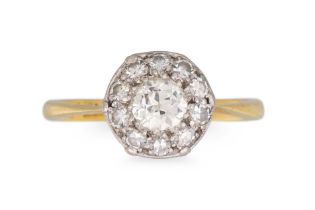 AN ANTIQUE DIAMOND CLUSTER RING, set with old cut diamonds mounted in 18ct yellow gold. Estimated: