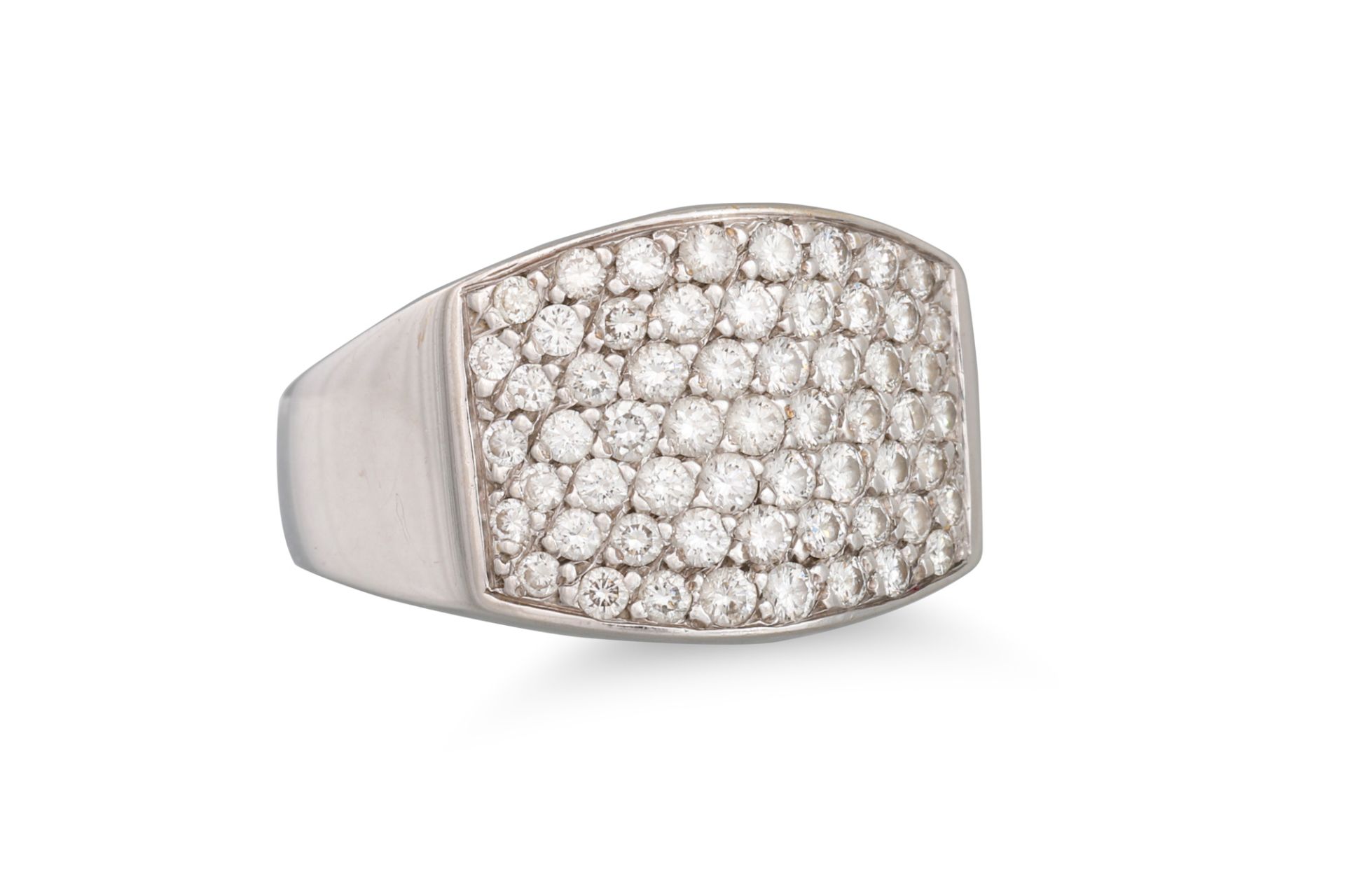A PAVÉ SET DIAMOND RING, mounted in white metal. Estimated: weight of diamonds: 1.50 ct. size P
