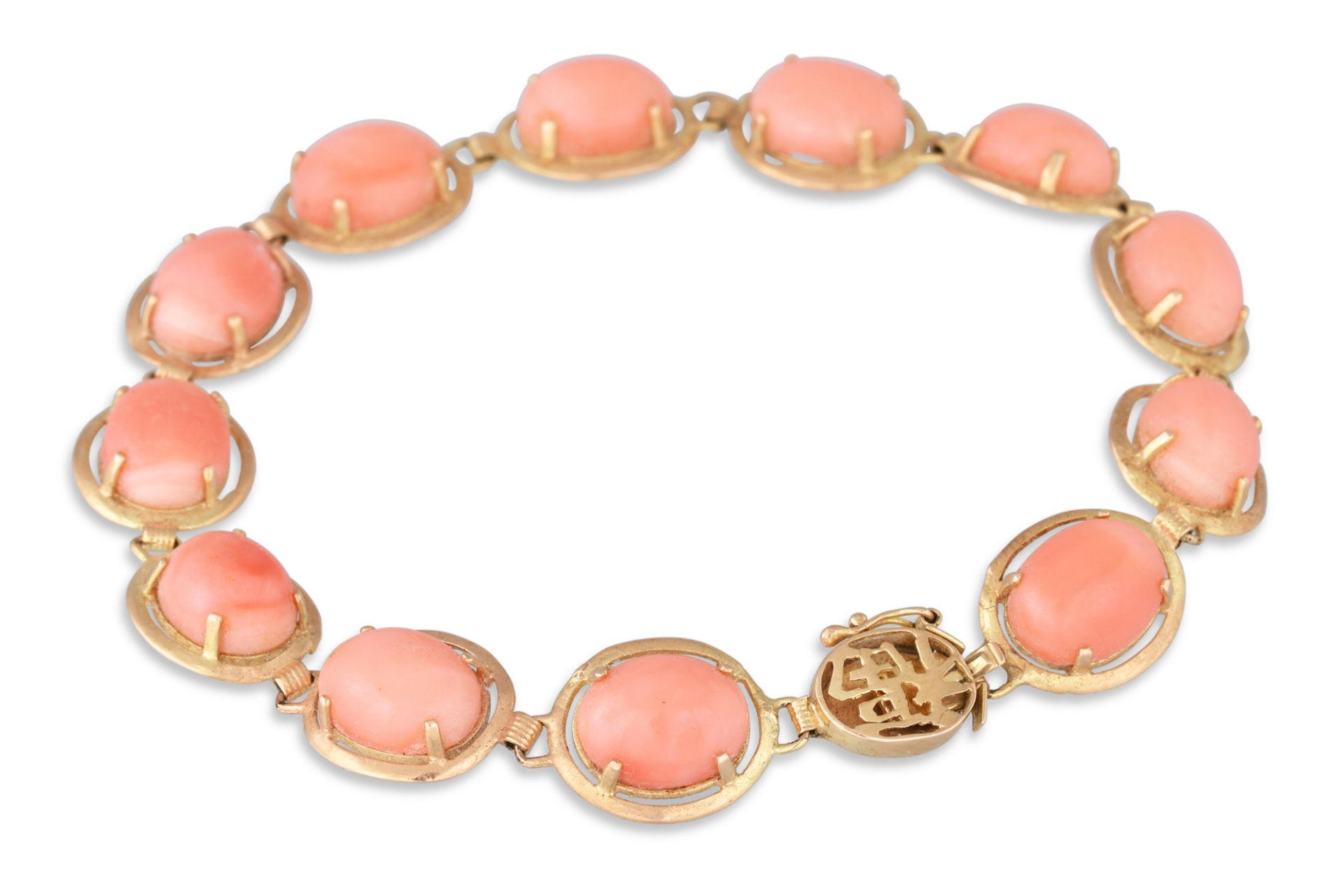 A CABOCHON STONE BRACELET, mounted in 14ct yellow gold