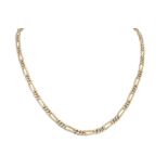 AN 18CT GOLD FLAT CURB LINK NECK CHAIN, 18.16 g.
