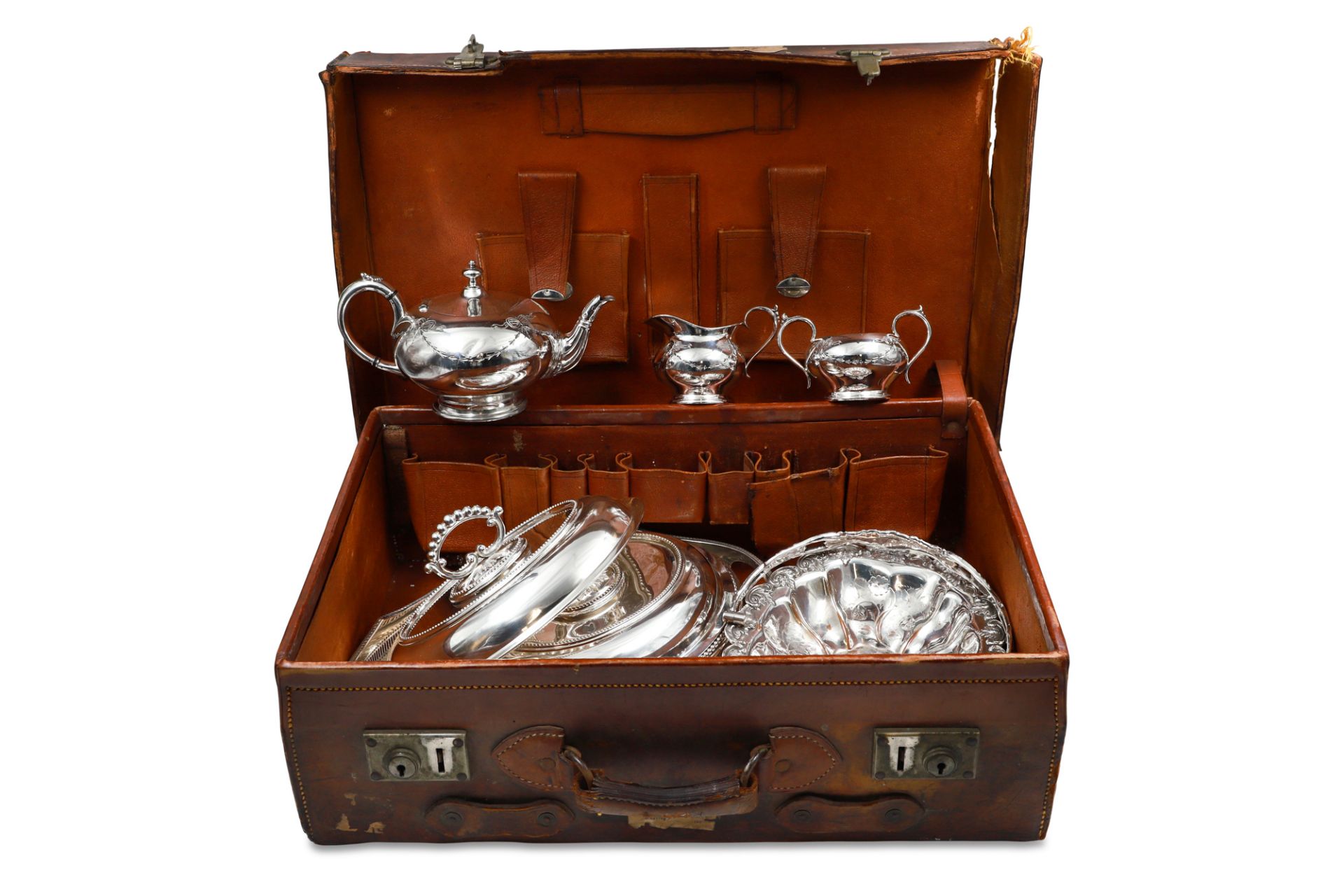A LARGE COLLECTION OF VINTAGE SILVER PLATED WARE, to include a pair of entrée dishes, oval tray,