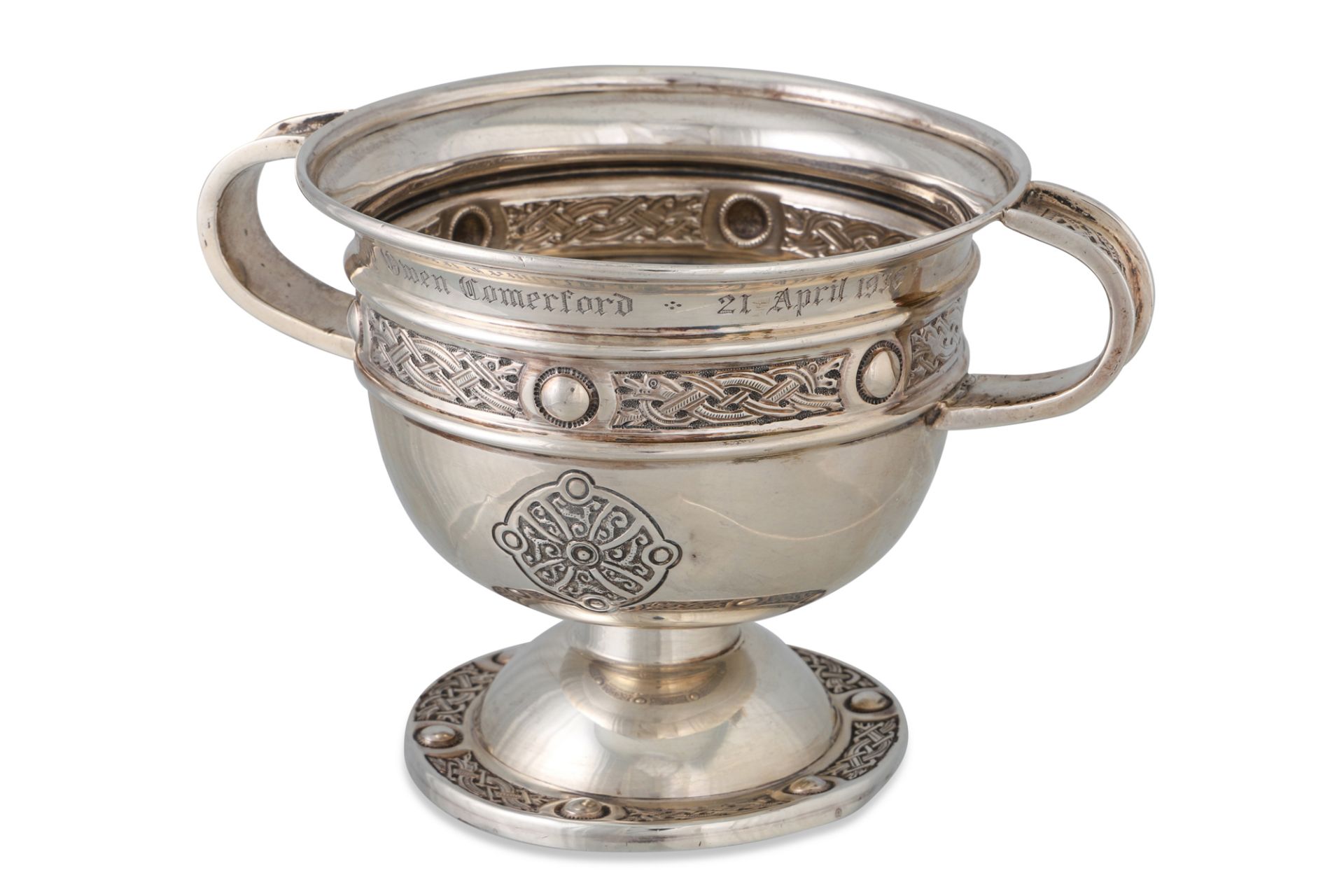 A PRE-WAR IRISH SILVER TWO HANDLE CELTIC STYLE CUP, in the manner of the Ardagh chalice, Dublin