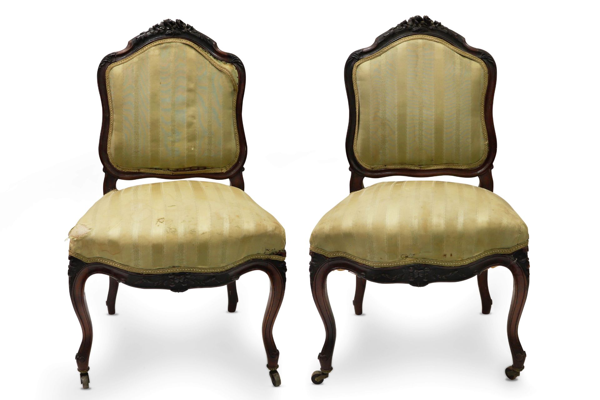 A PAIR OF ANTIQUE 19TH CENTURY FRENCH CARVED CHAIRS, upholstered on carved cabriole legs