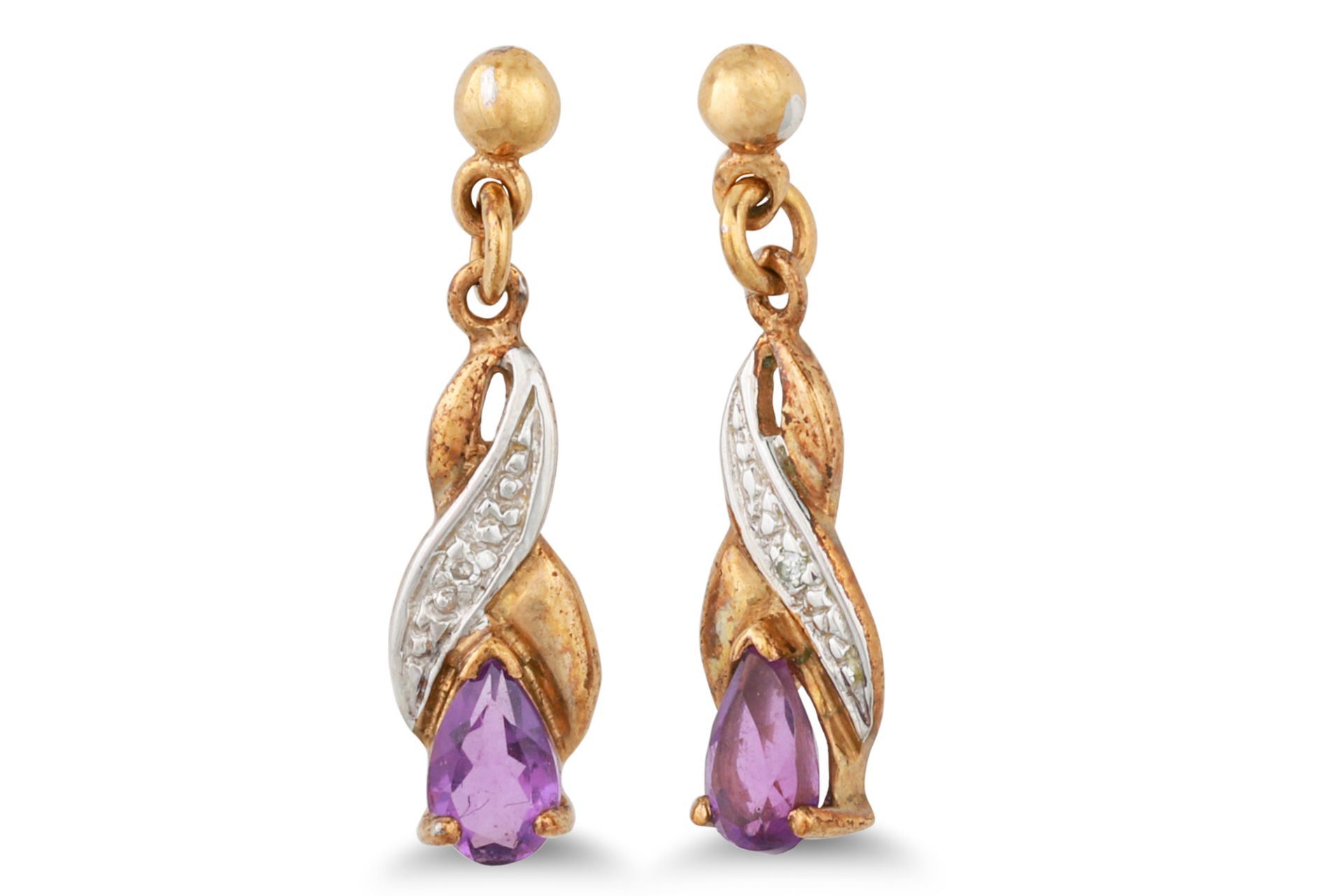 A PAIR OF DIAMOND AND AMETHYST DROP EARRINGS, mounted in white and yellow gold