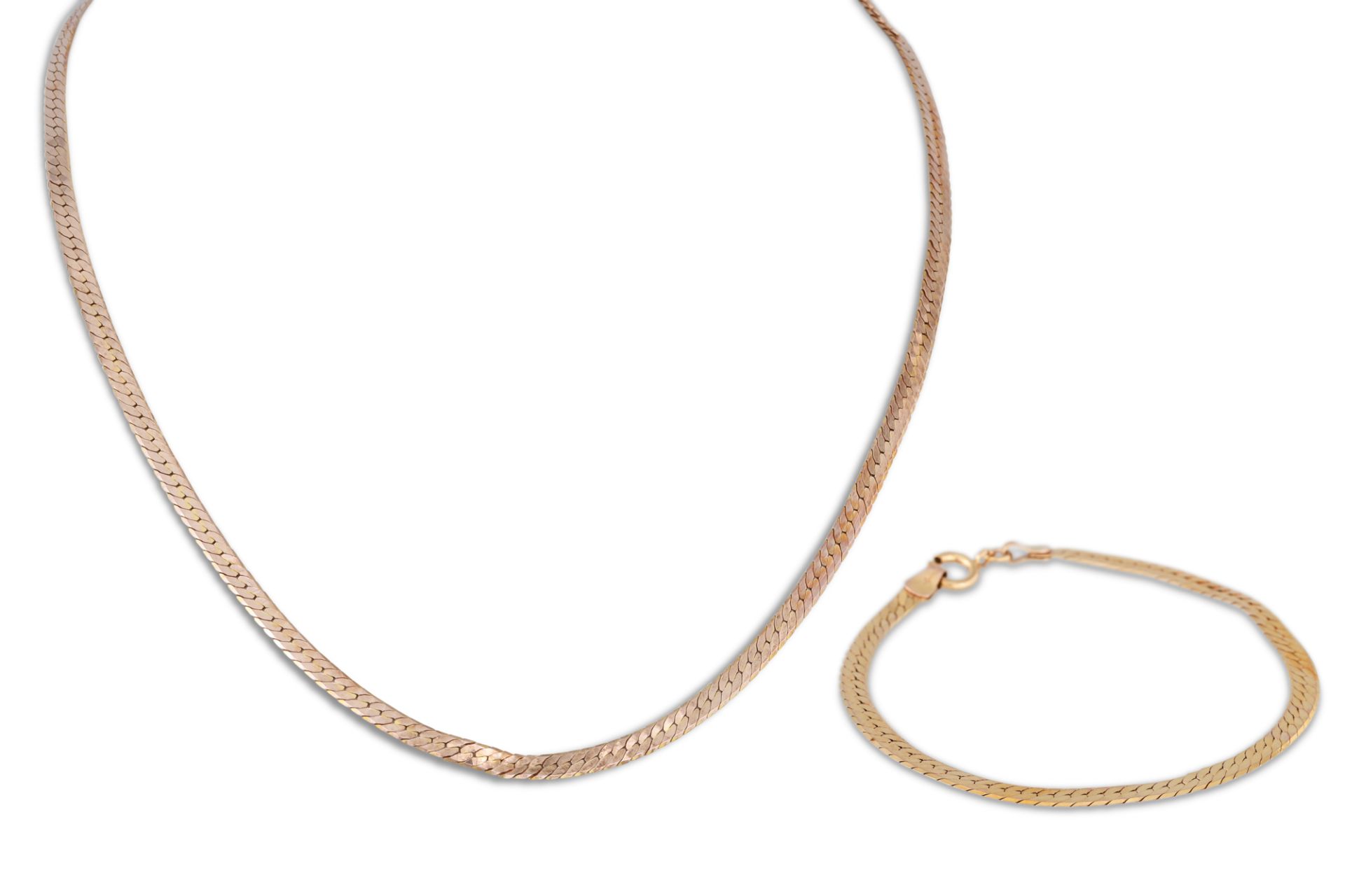 A 9CT GOLD FLAT LINK NECKLACE, and bracelet, clasp broken, 11.2 g.