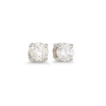 A PAIR OF DIAMOND STUD EARRINGS, mounted in white gold. Estimated: weight of diamonds: 0.40 ct.