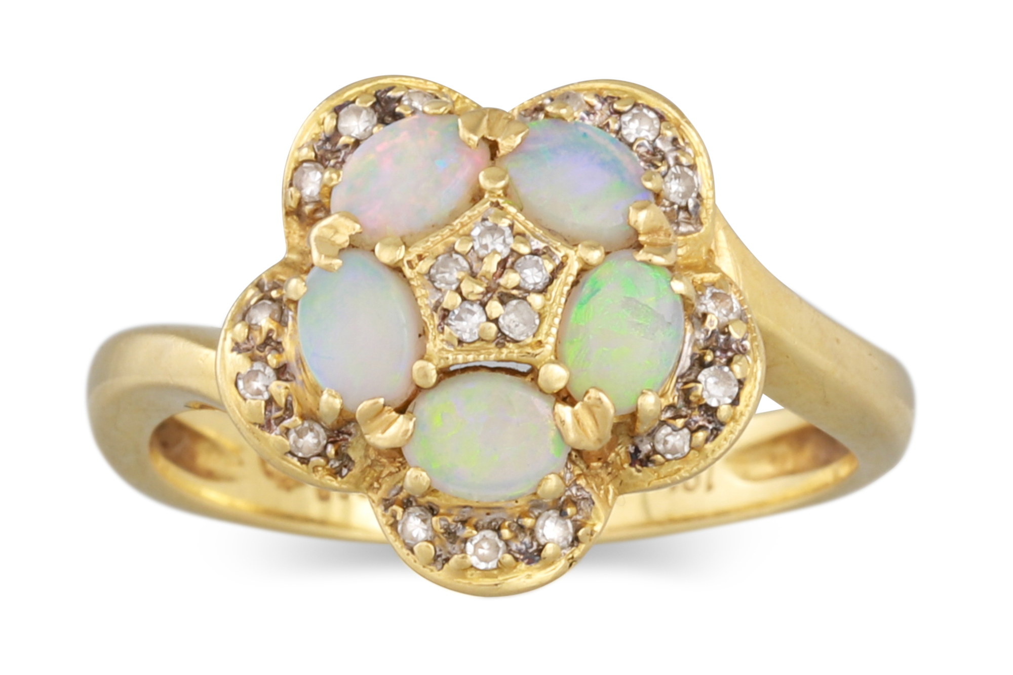 A VINTAGE OPAL AND DIAMOND CLUSTER RING, mounted in 18ct gold. Size: N