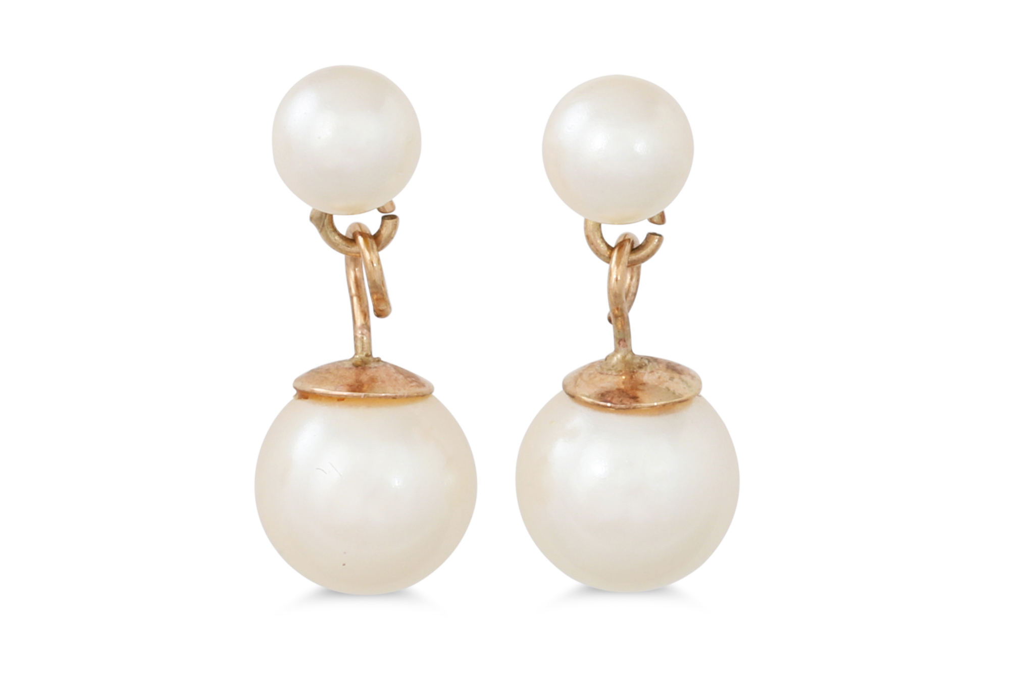 TWO PAIRS OF PEARL EARRINGS, one cluster and one of drop form - Image 3 of 3