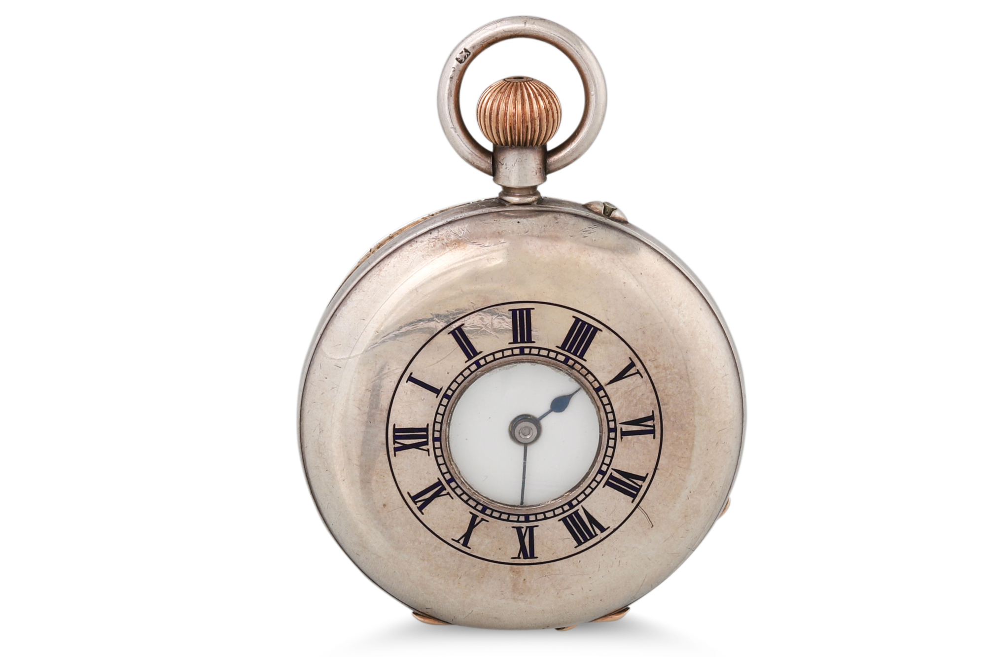 AN EDWARDIAN SILVER DEMI HUNTER POCKET WATCH, white enamel dial with Roman numerals, case H.M.