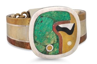 A MEXICAN DESIGN BANGLE, c 1980s inlaid with turquoise, stamped Los Castillos