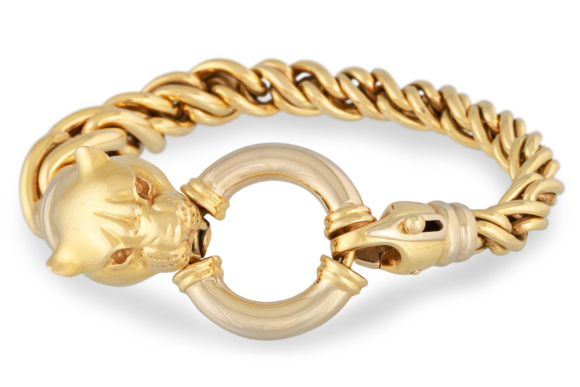 AN 18CT GOLD ITALIAN BRACELET, the rope link chain terminating in a panther's head, 70 g.