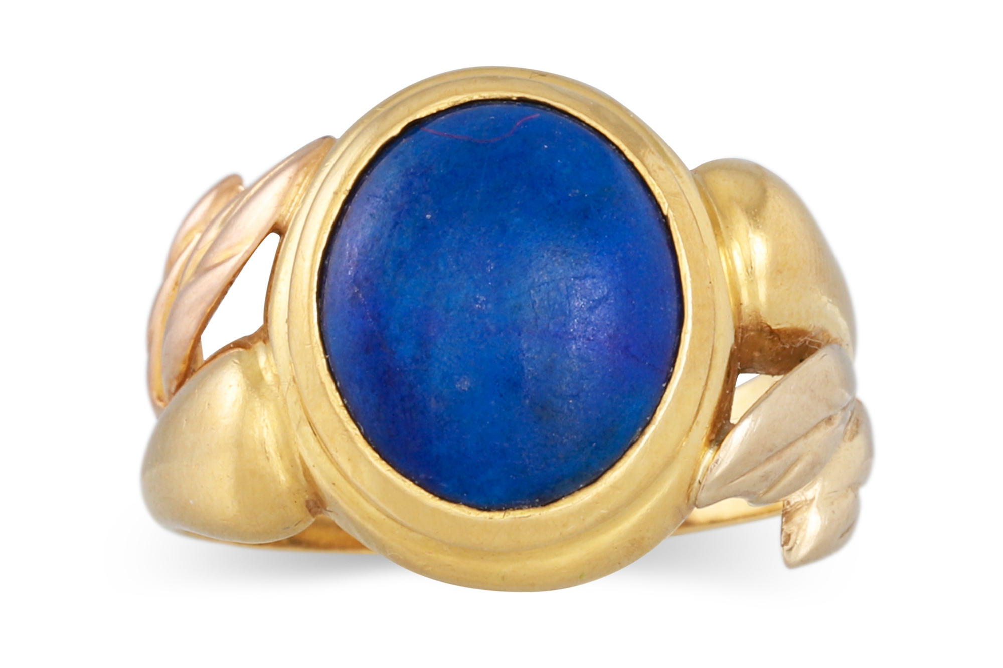 A LAPIS LAZULI RING, mounted in 18ct gold. Size: N - O