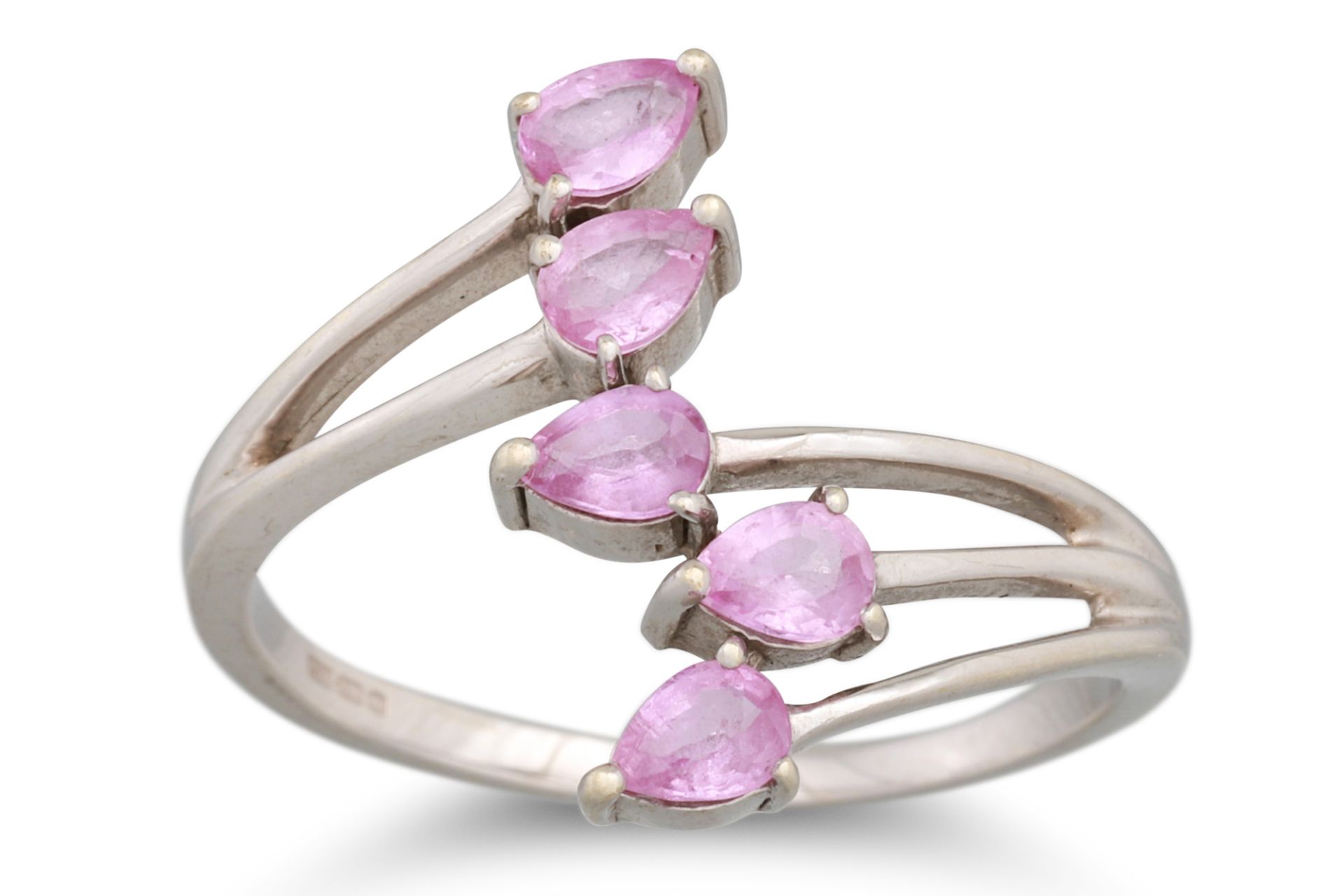 A PINK SAPPHIRE RING, mounted in white gold