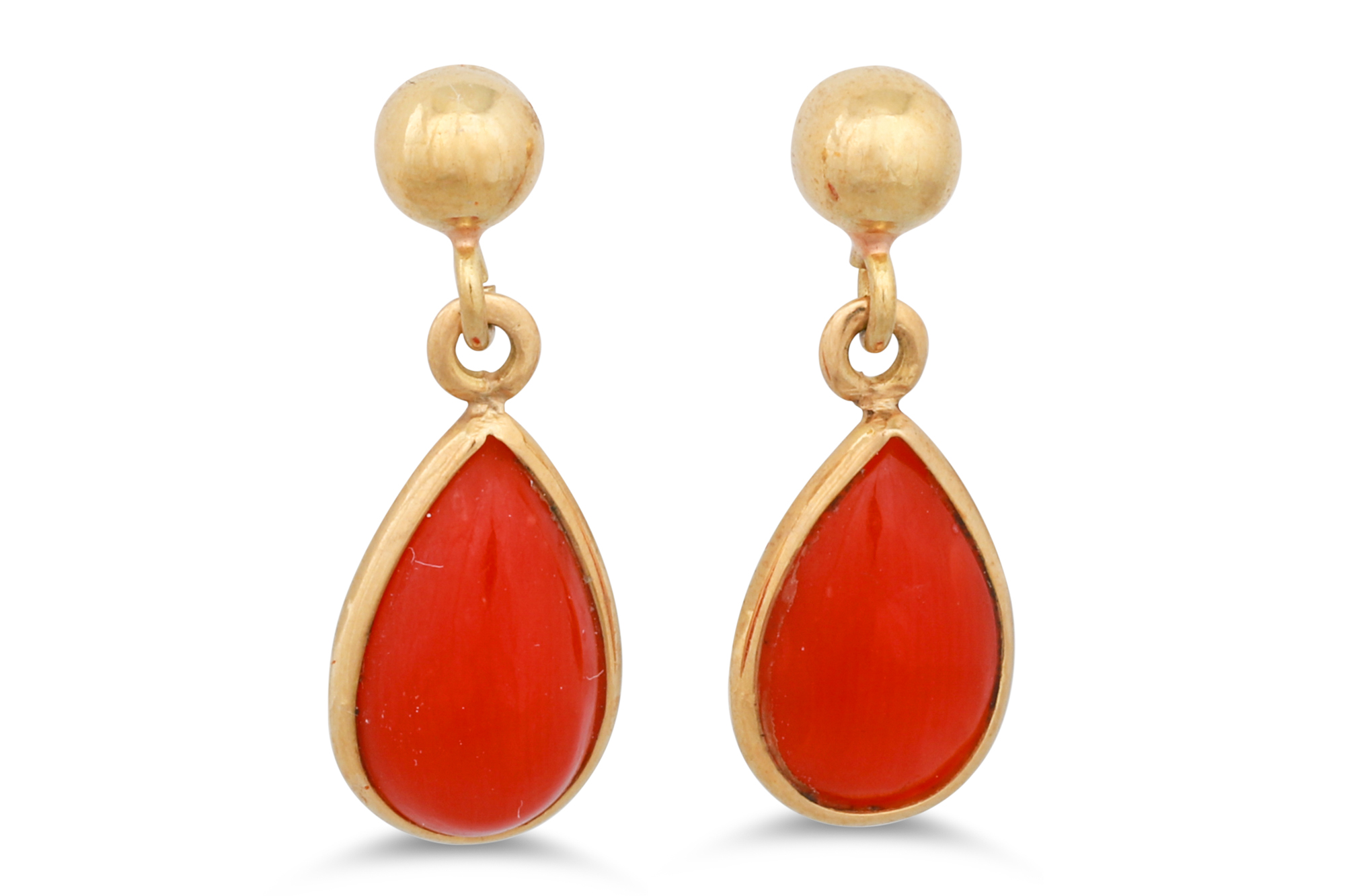 A PAIR OF CORAL SET EARRINGS, together with a pair of pearl set earrings - Image 2 of 3
