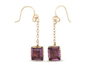 A PAIR OF AMETHYST DROP EARRINGS, mounted in gold