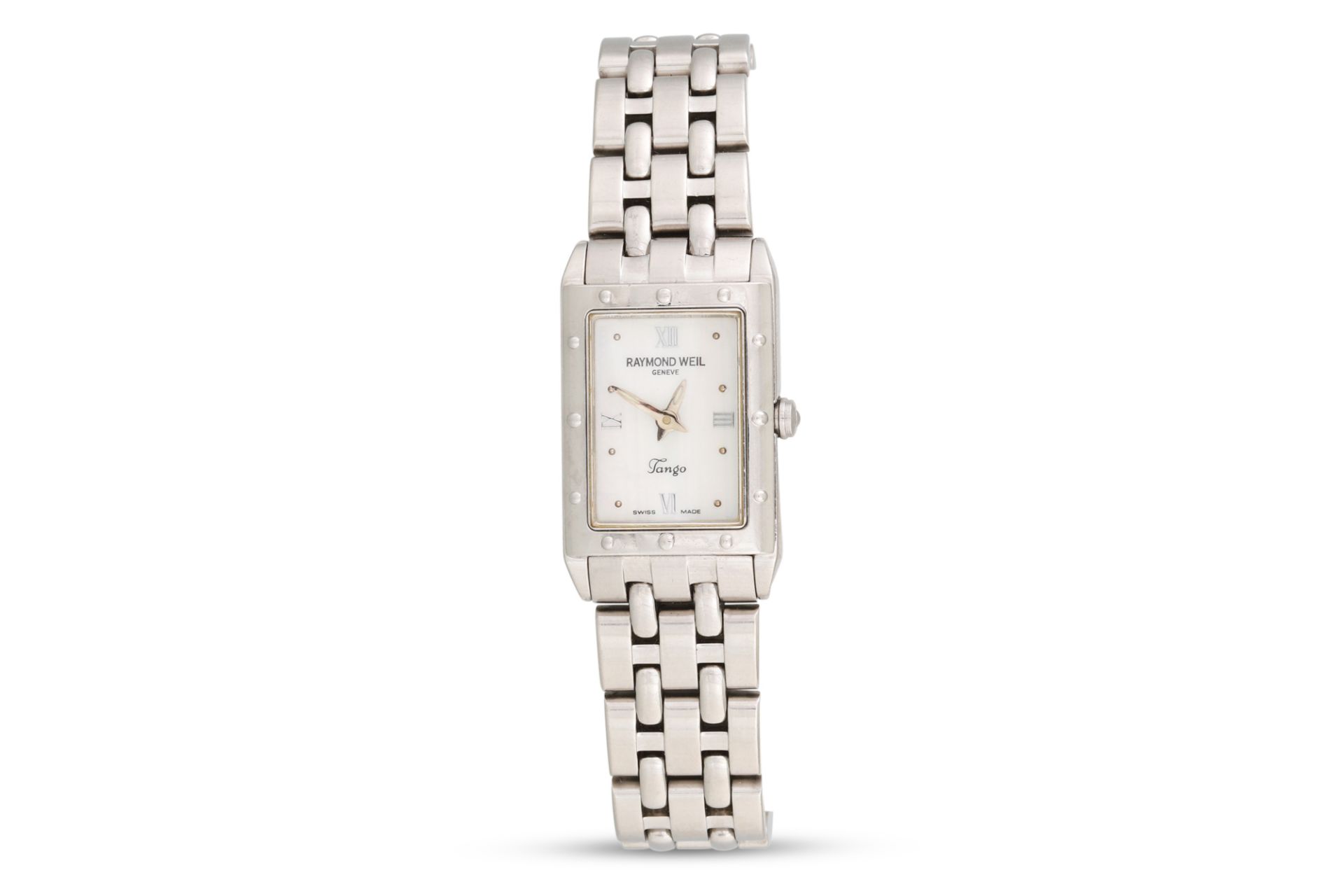 A LADY'S RAYMOND WEIL WRISTWATCH, stainless steel strap, mother of pearl dial