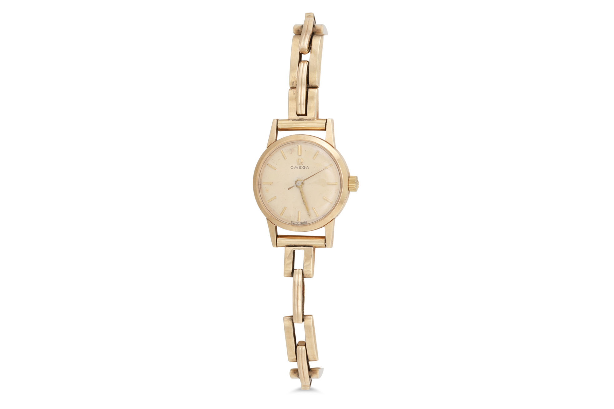 A 9CT GOLD OMEGA LADY'S WRISTWATCH, cocktail, champagne face with baton markers, expandable gold