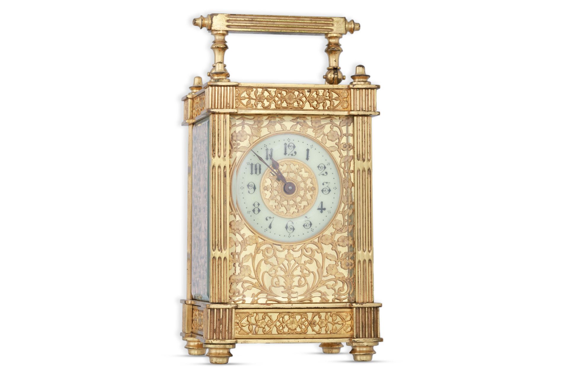 AN ANTIQUE CARRIAGE CLOCK