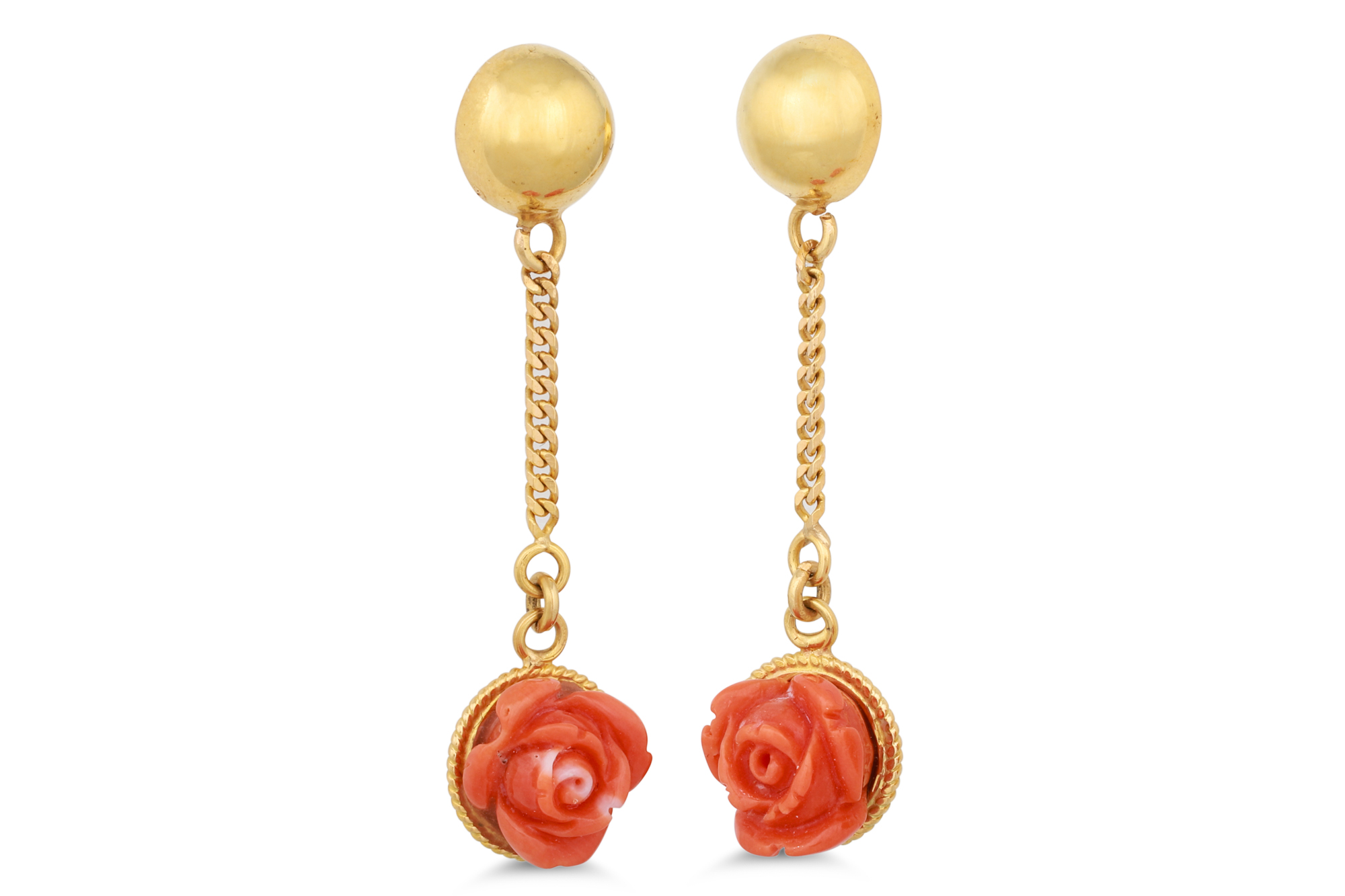 A PAIR OF CORAL AND GOLD DROP EARRINGS, screw back fittings